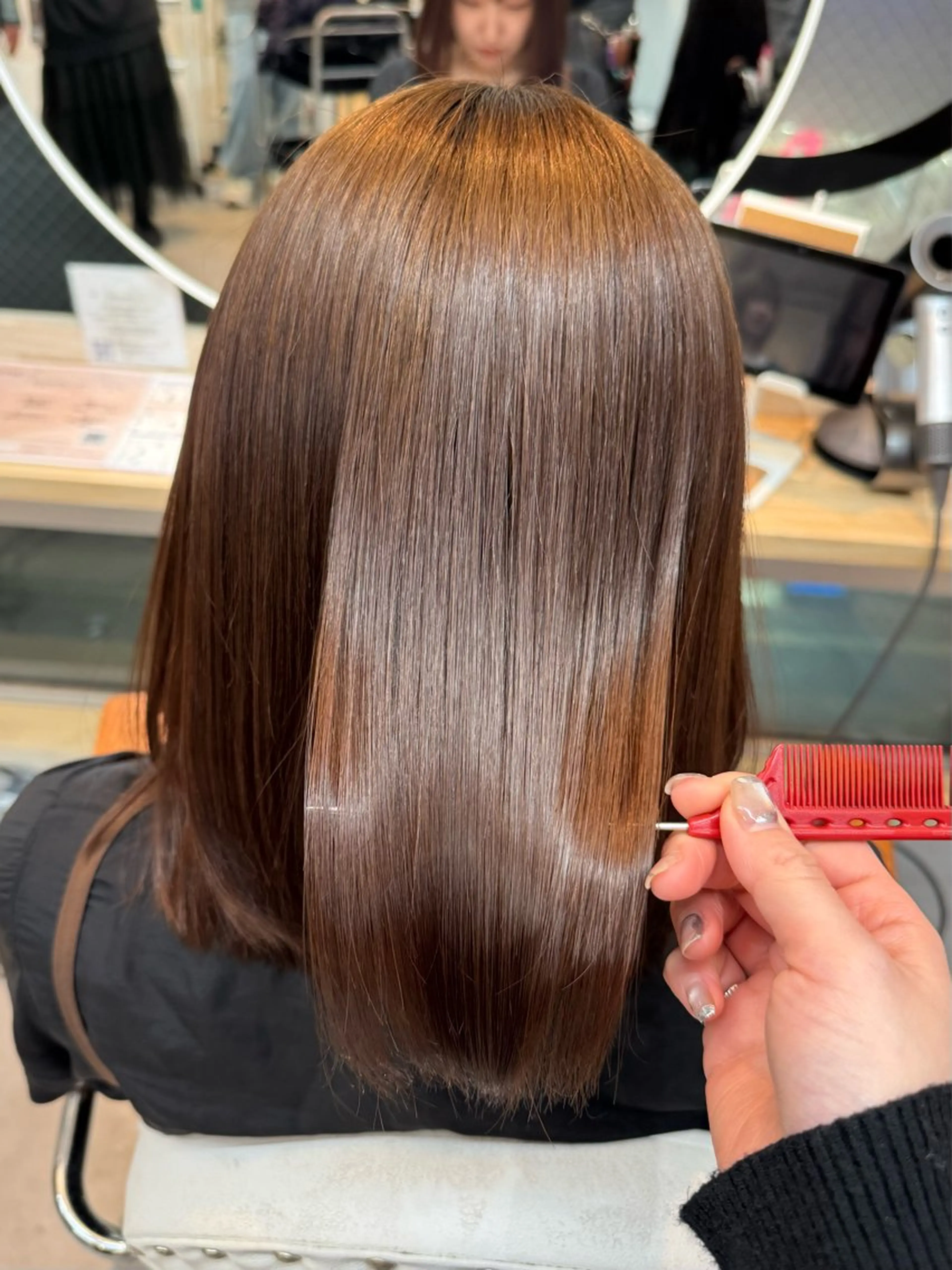 🩶 AIRA / 透明感カラー 🩶のヘアスタイル