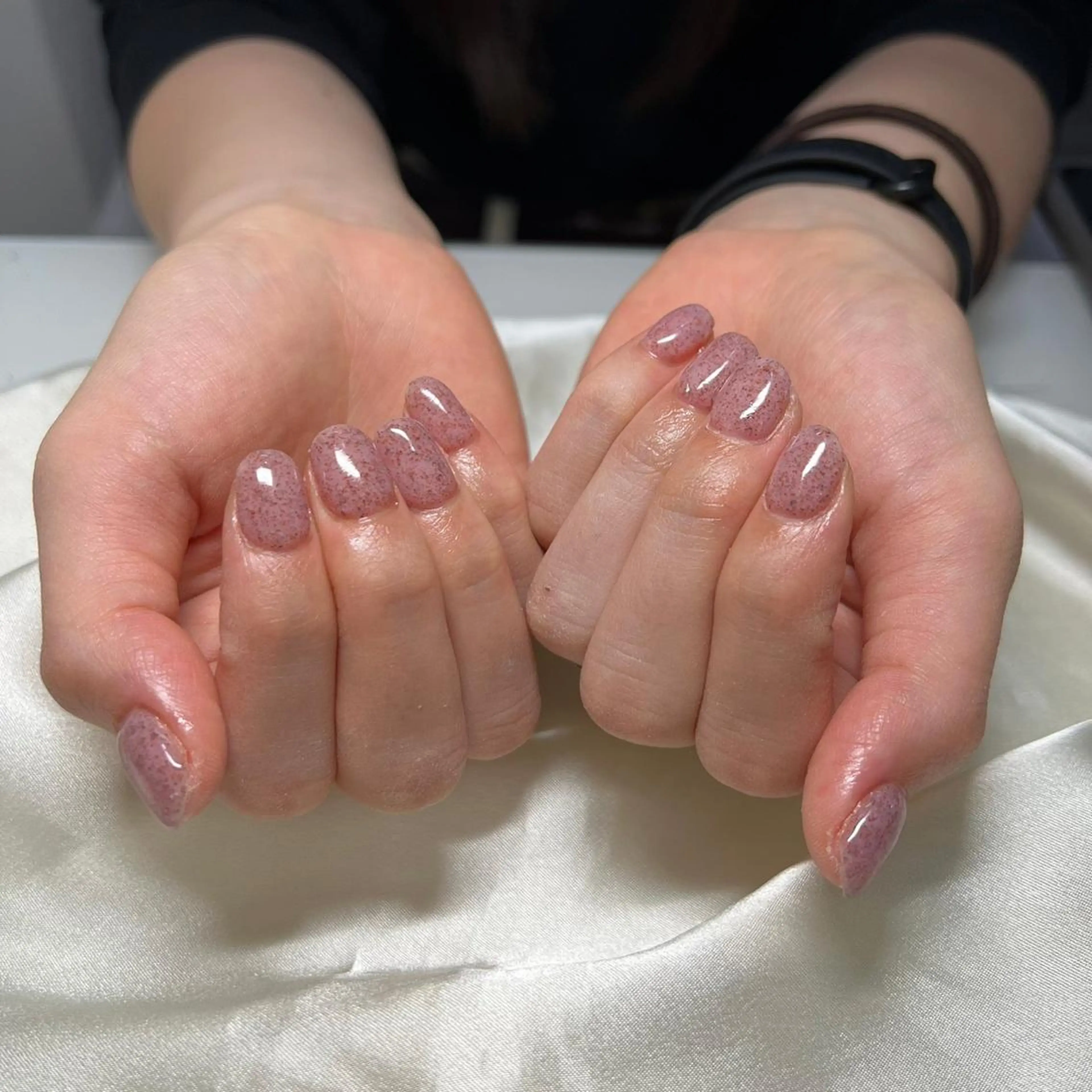 ネイル マツエク・マツパ アイブロウ 韓国風マツエク パリジェンヌラッシュリフト まつげパーマ ワンホンマツエク 長さ出し ハンドネイル Nail&eye Belire 新宿のネイルデザイン