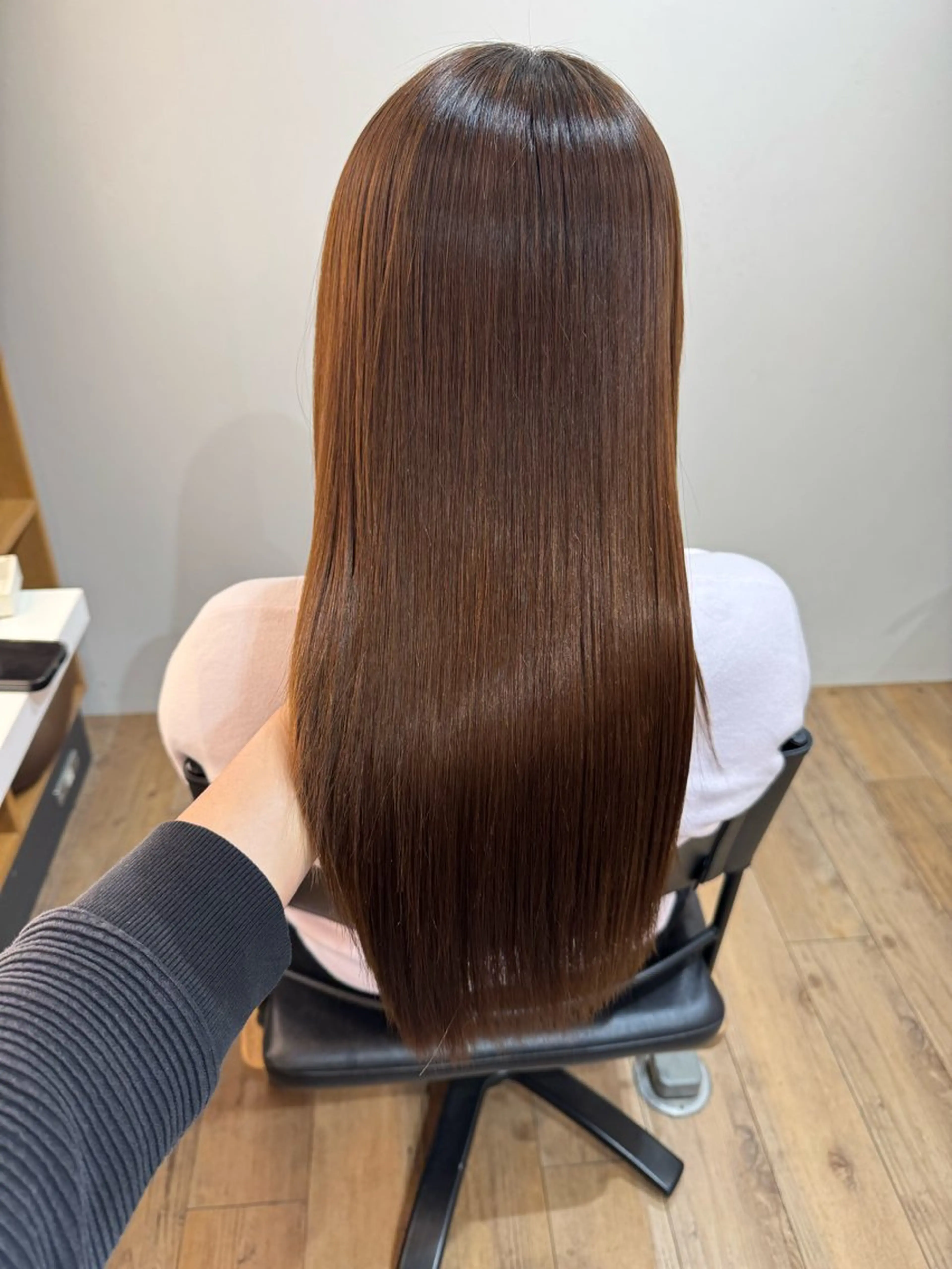 セミロング カット 縮毛矯正 トリートメント 美髪/髪質改善 川口凌弥のヘアスタイル