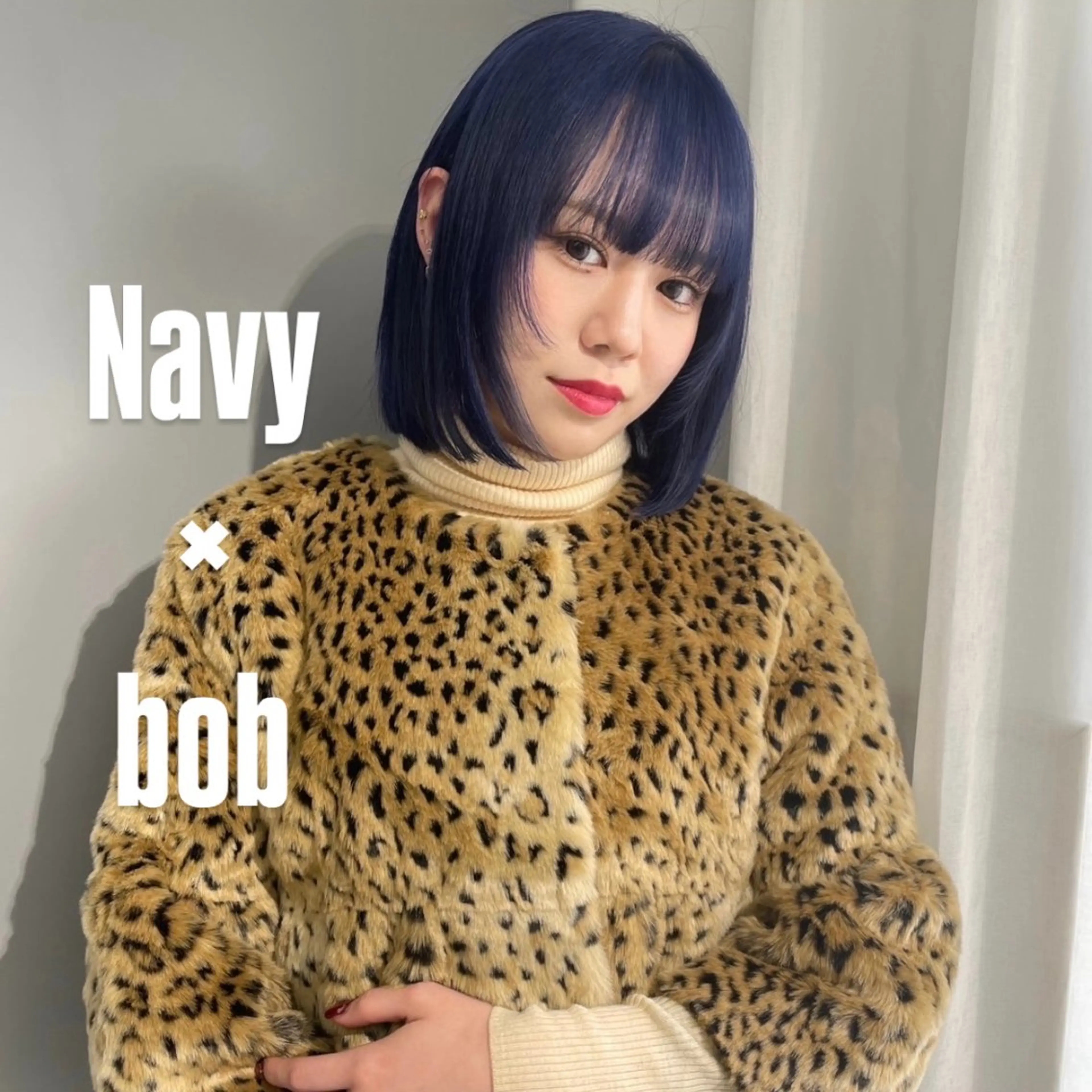 ショート カラー ブリーチ ハイトーンカラー ネイビーカラー ボブ ヘアカラー ハイトーン/ボブ /HBL/AYUNAのヘアスタイル