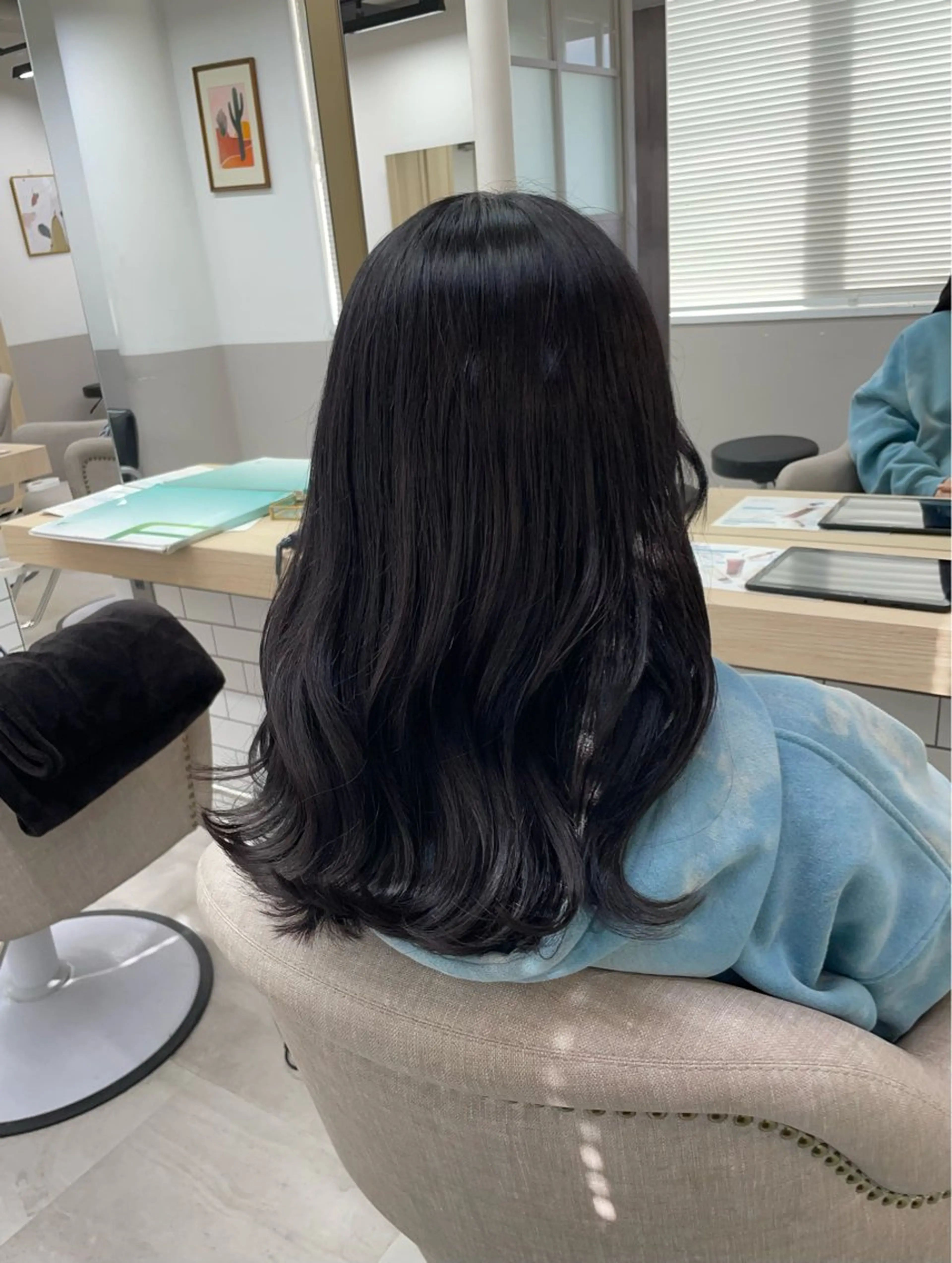 ミディアム カット ヘアカラー トリートメント Luana難波 🫧NOAのヘアスタイル