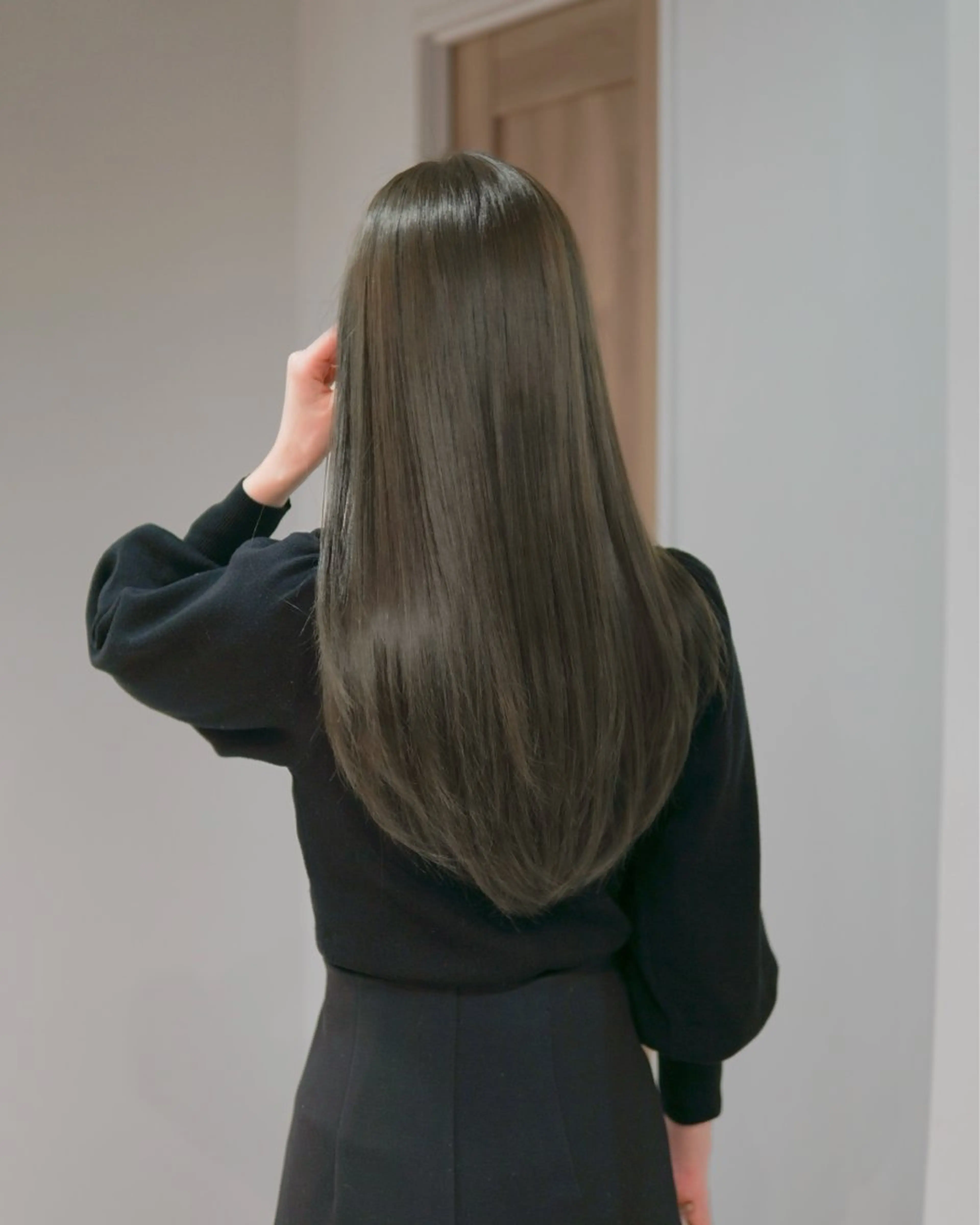 ロング カラー 透明感カラー グレージュ オリーブグレージュ オリーブグレー トリートメント ヘアカラー トリートメント 🦋髪質改善/艶髪 /カラー/go🦋のヘアスタイル