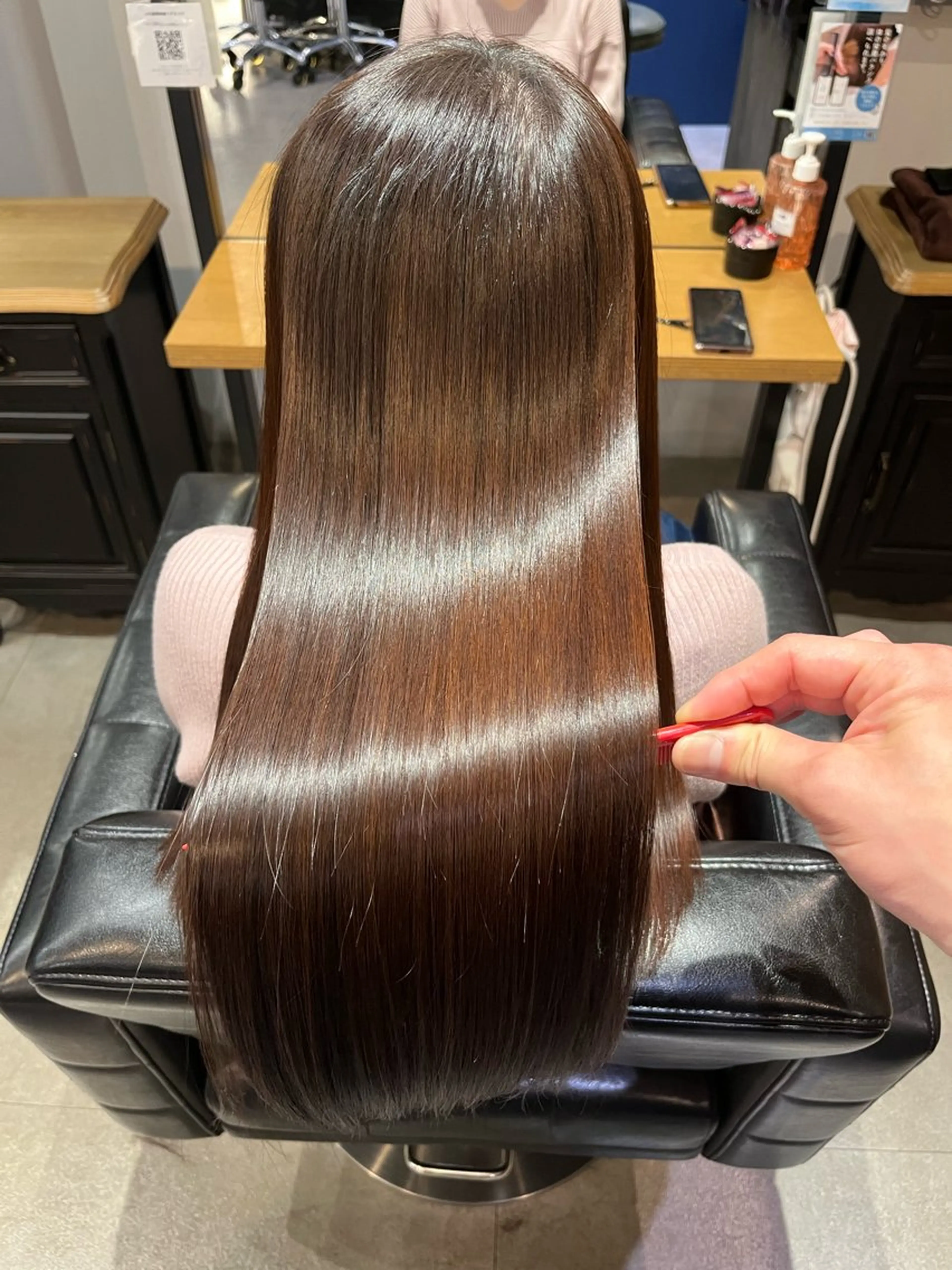 ロング 髪質改善 縮毛矯正 トリートメント 酸熱トリートメント 縮毛矯正 髪質改善ヘアエステサロンLIFE所属・🌈髪質改善専門🌈 神田　達也のヘアスタイル