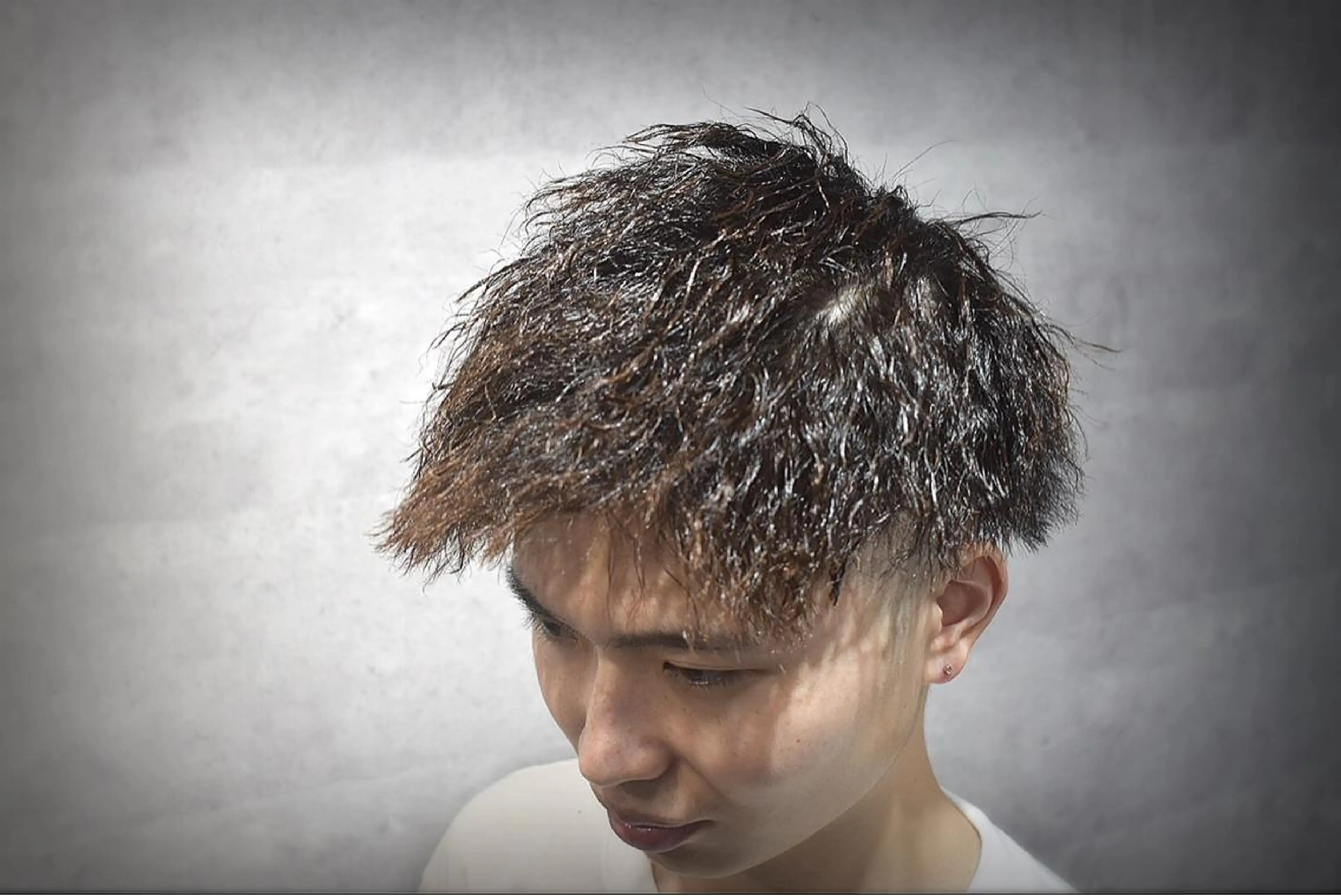 ショート パーマ メンズ 中西 将斗のヘアスタイル