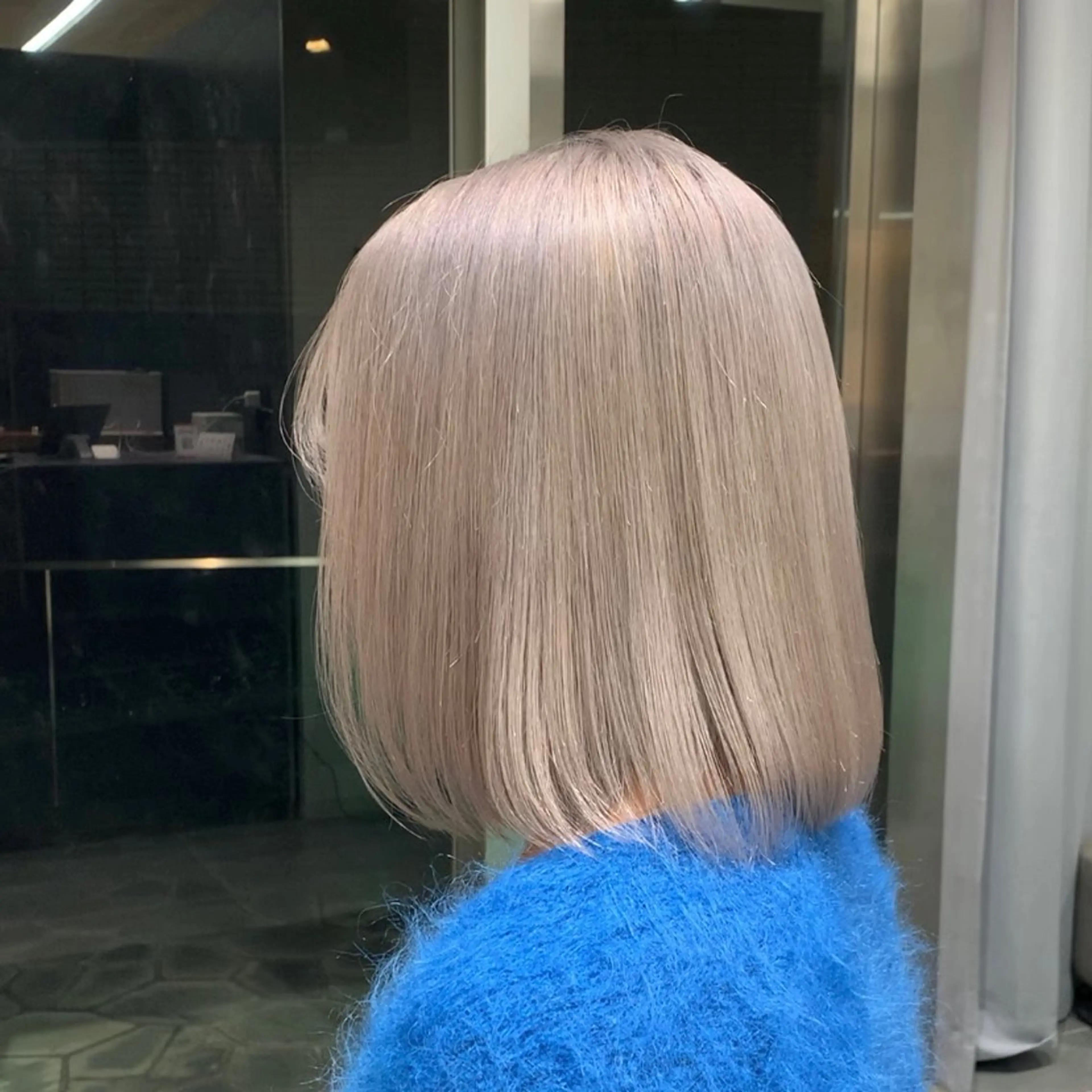 ミディアム カラー カット ヘアカラー トリートメント れい🫧 ハイトーン特化のヘアスタイル