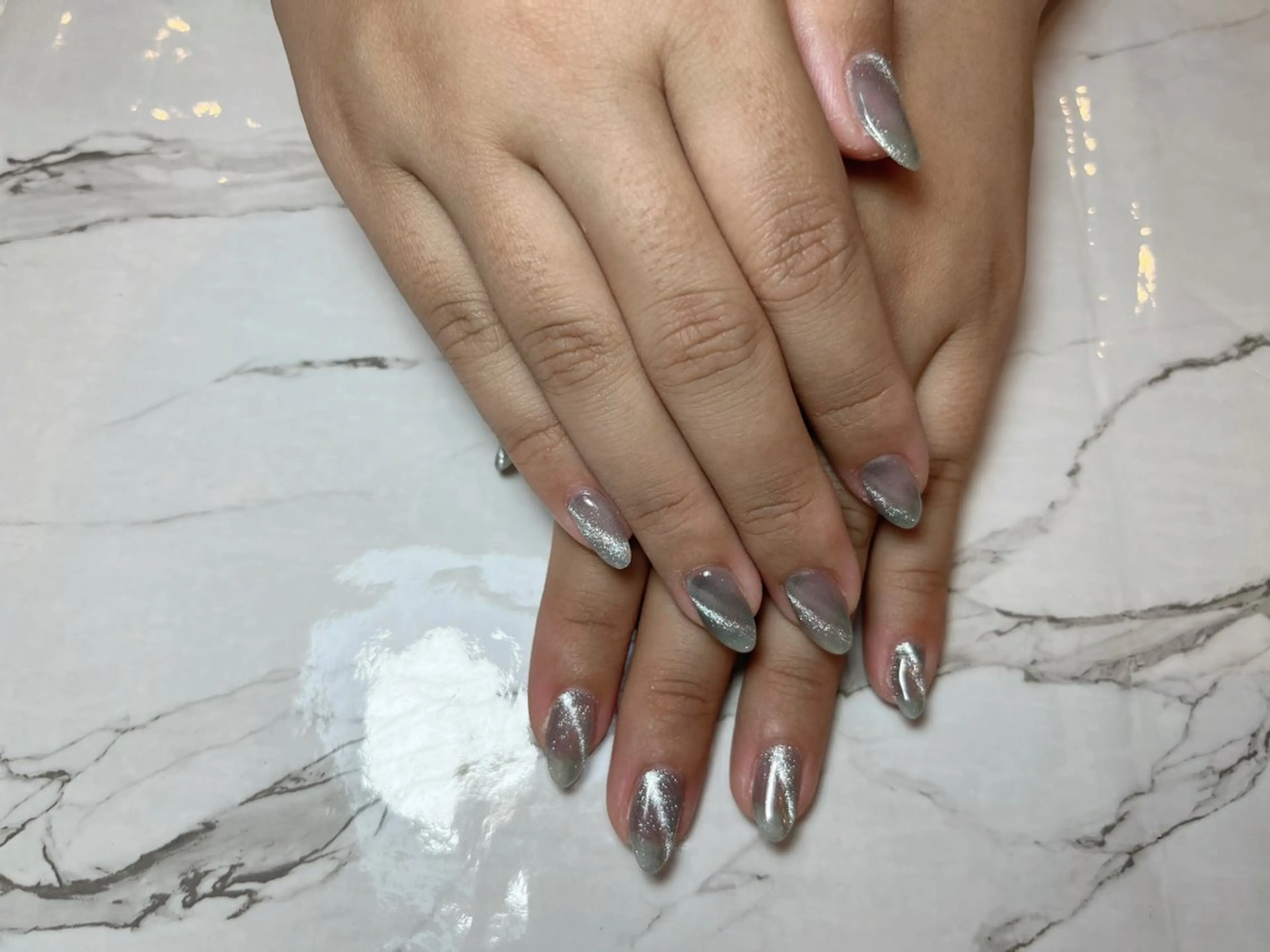 ネイル 水色 マグネットネイル ハンドネイル arce amiのネイルデザイン