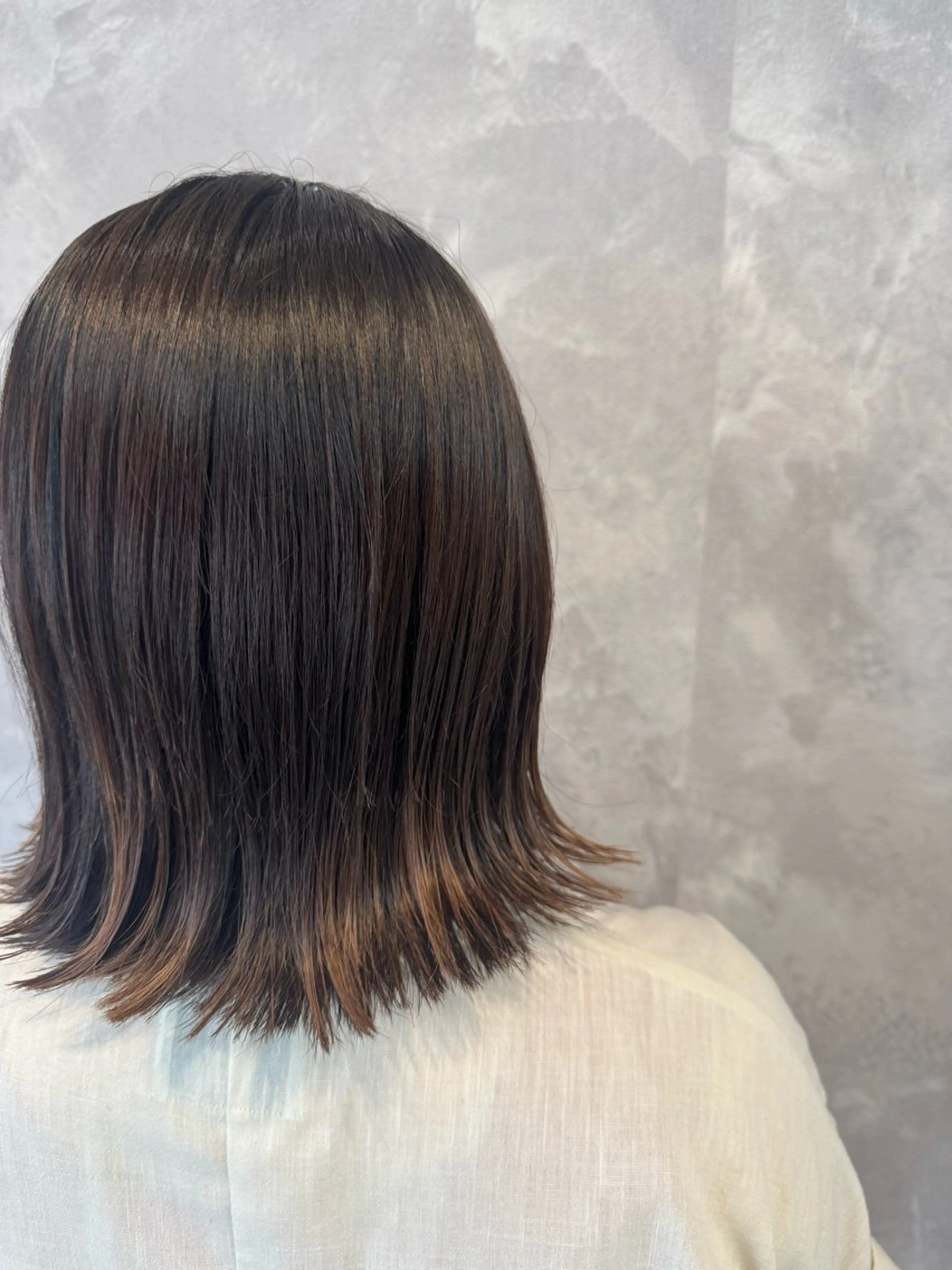 ミディアム カット トリートメント ヒヨシ ルナのヘアスタイル