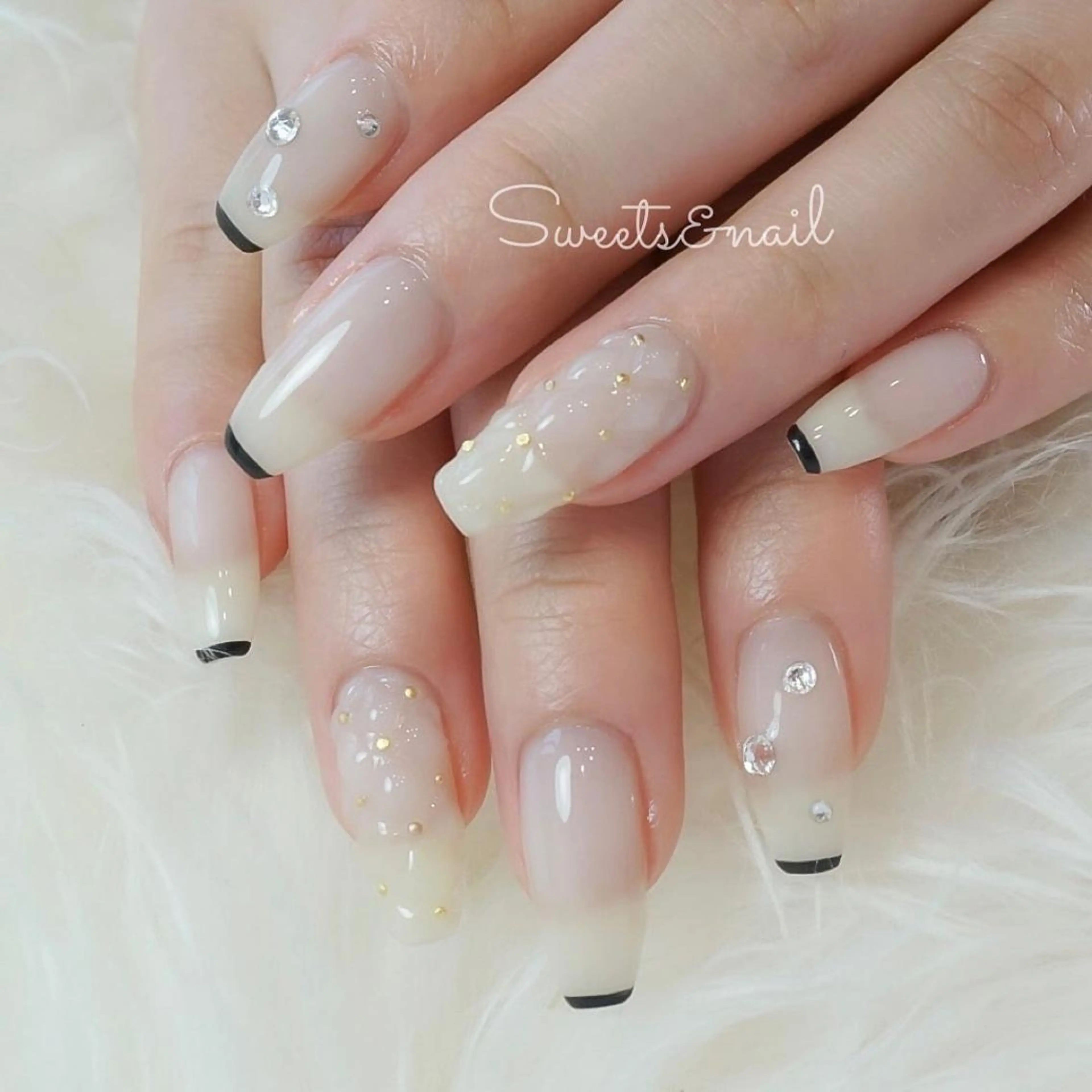 ネイル 長さ出し フレンチネイル ジェルネイル 持ち込み ぷっくりネイル Sweets＆ nail みなこのネイルデザイン