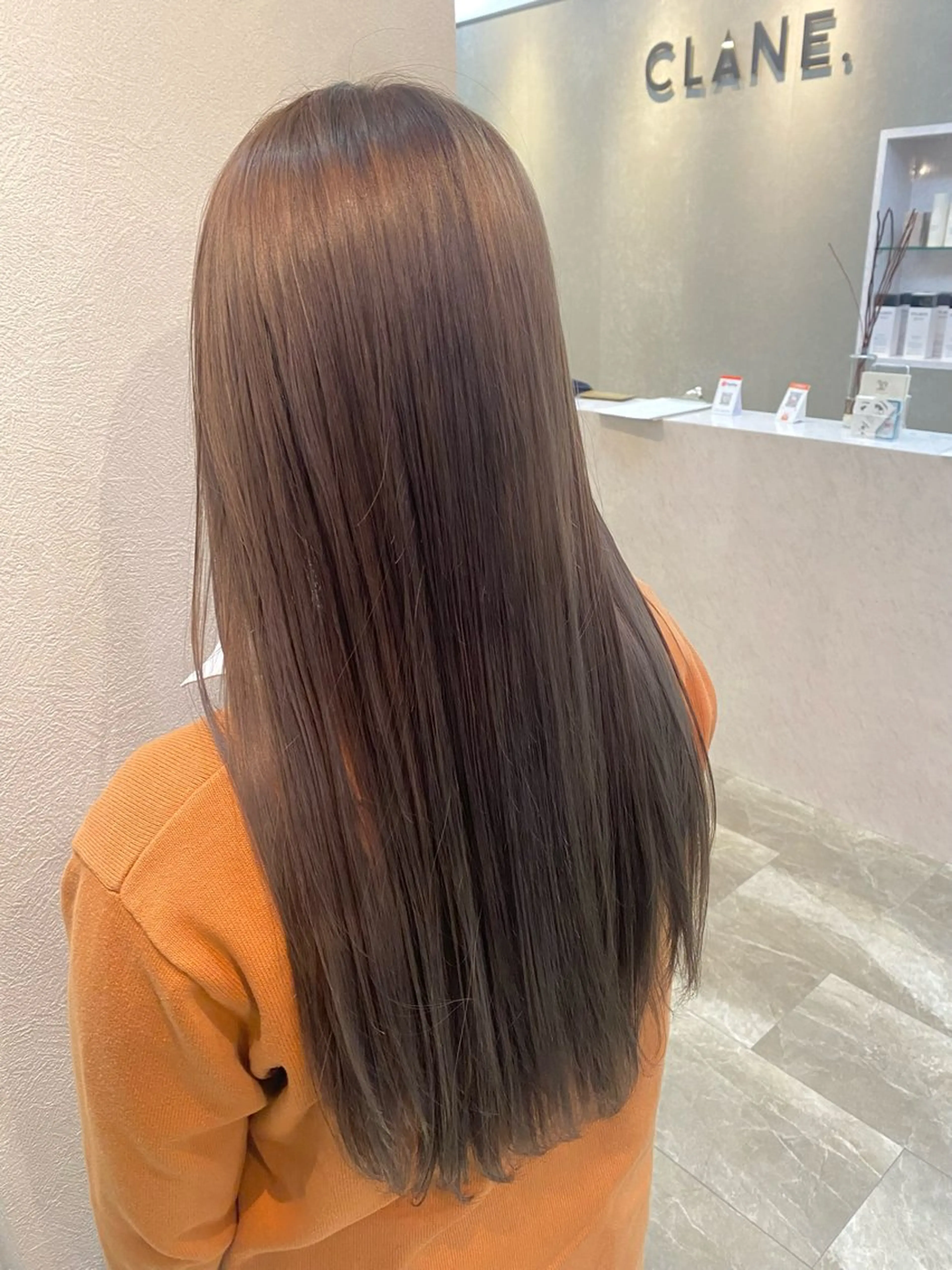 ロング カラー ベージュカラー トリートメント 竹野 詞音のヘアスタイル