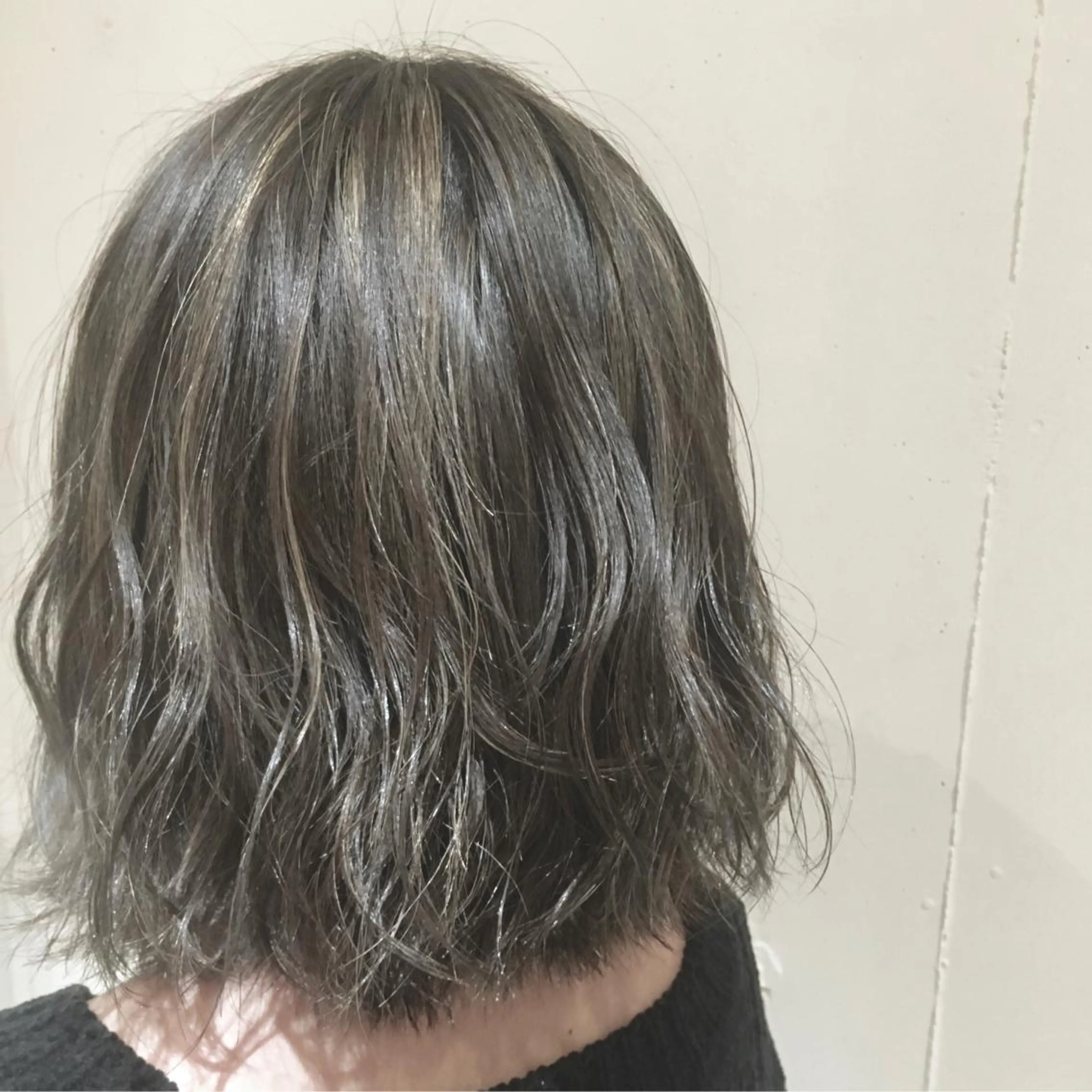 ミディアム カラー NATSUMI AR.MARAのヘアスタイル