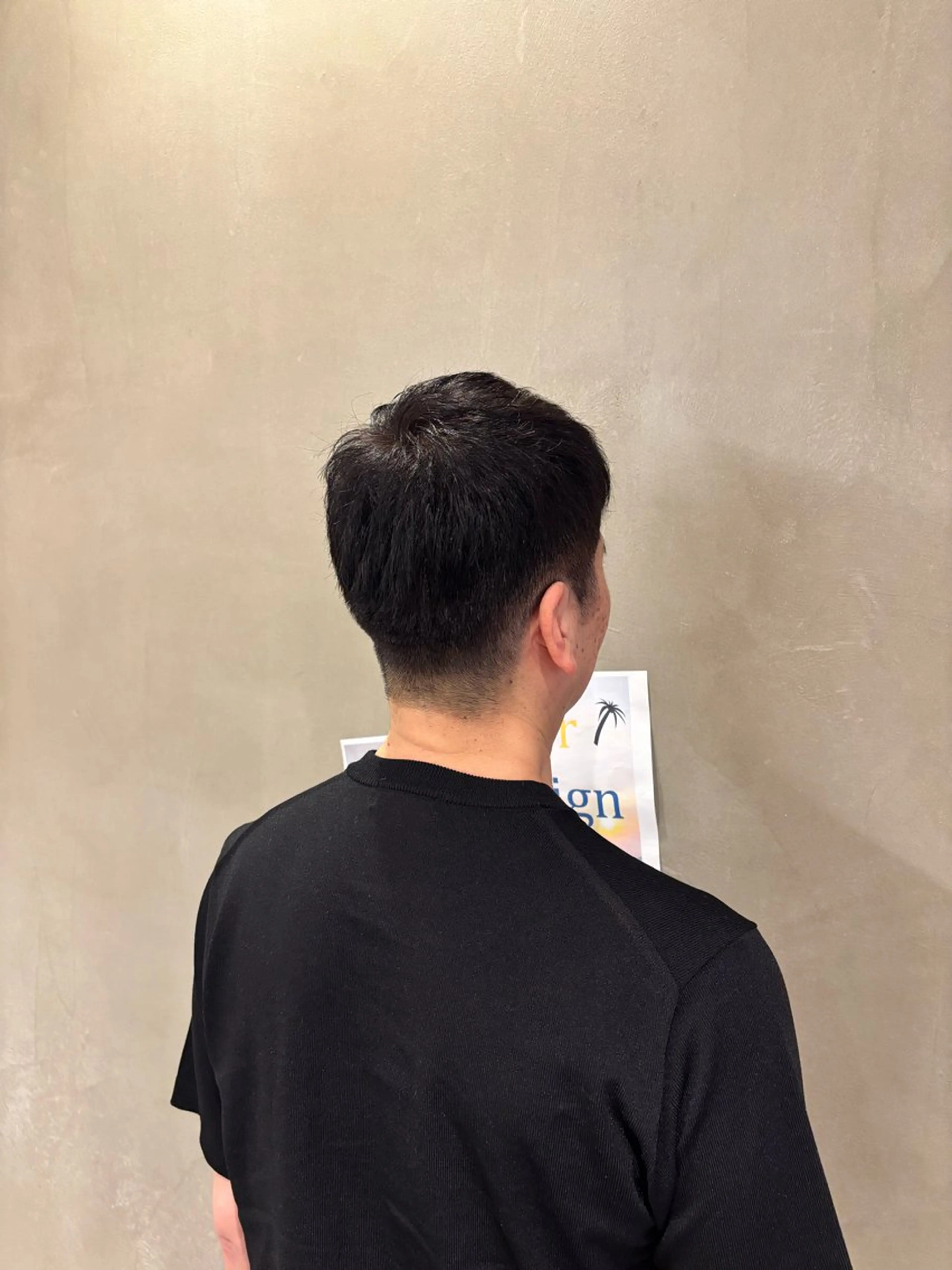 メンズ 刈り上げ エルロン 栢原のヘアスタイル