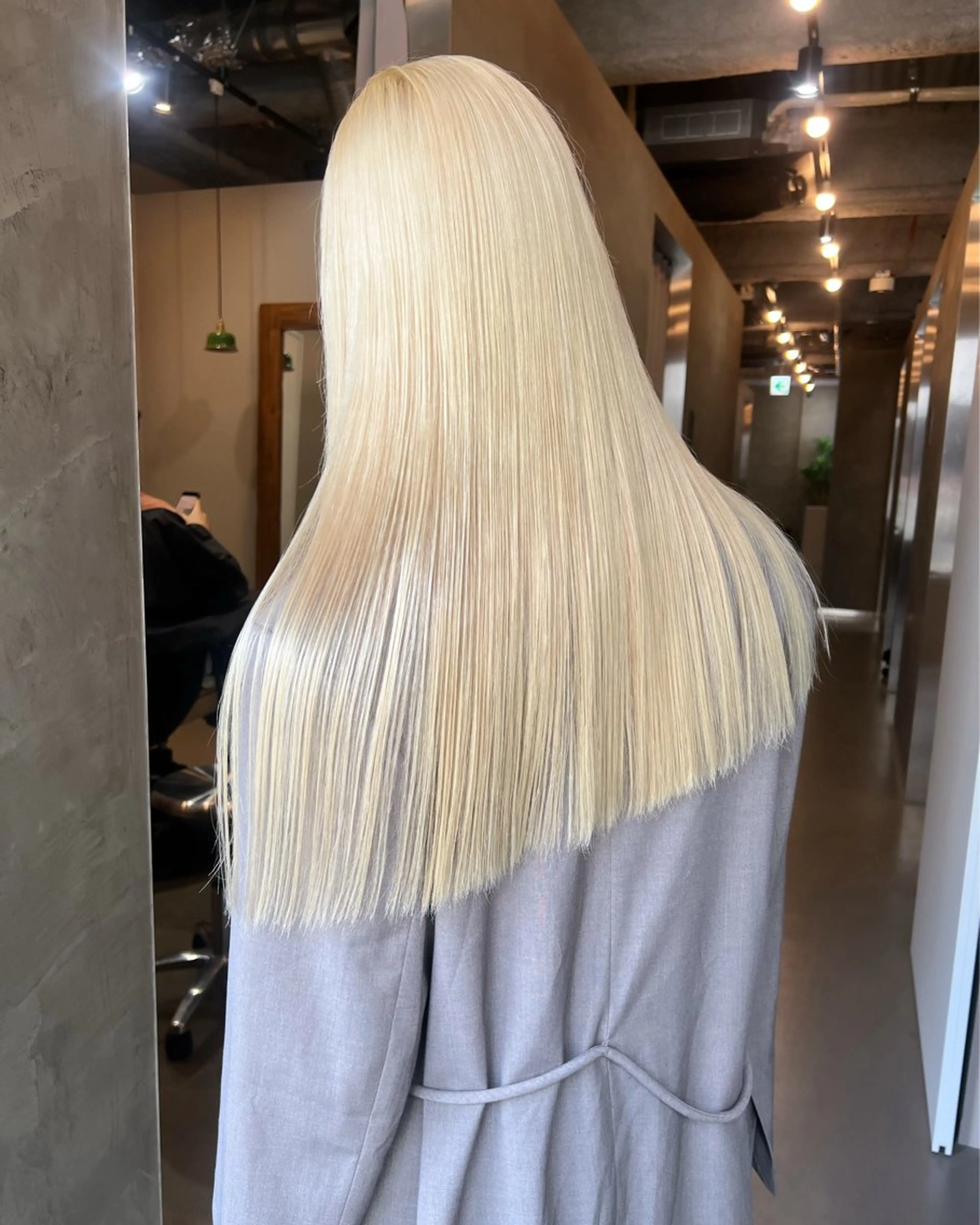 ロング 色落ちまで可愛い🧚 心斎橋hikaruのヘアスタイル