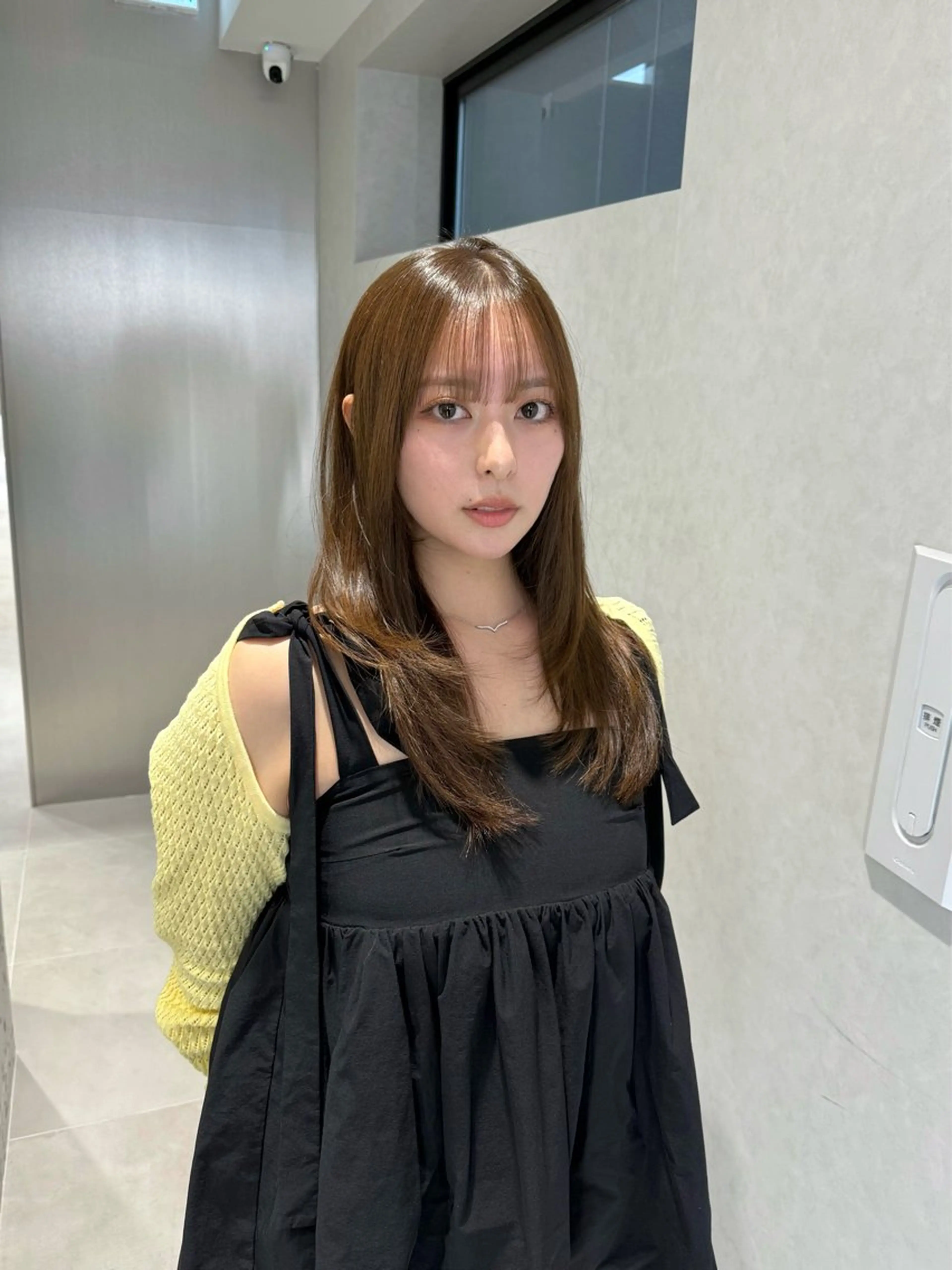 セミロング カラー カット ヘアカラー トリートメント 矢野 晃平のヘアスタイル