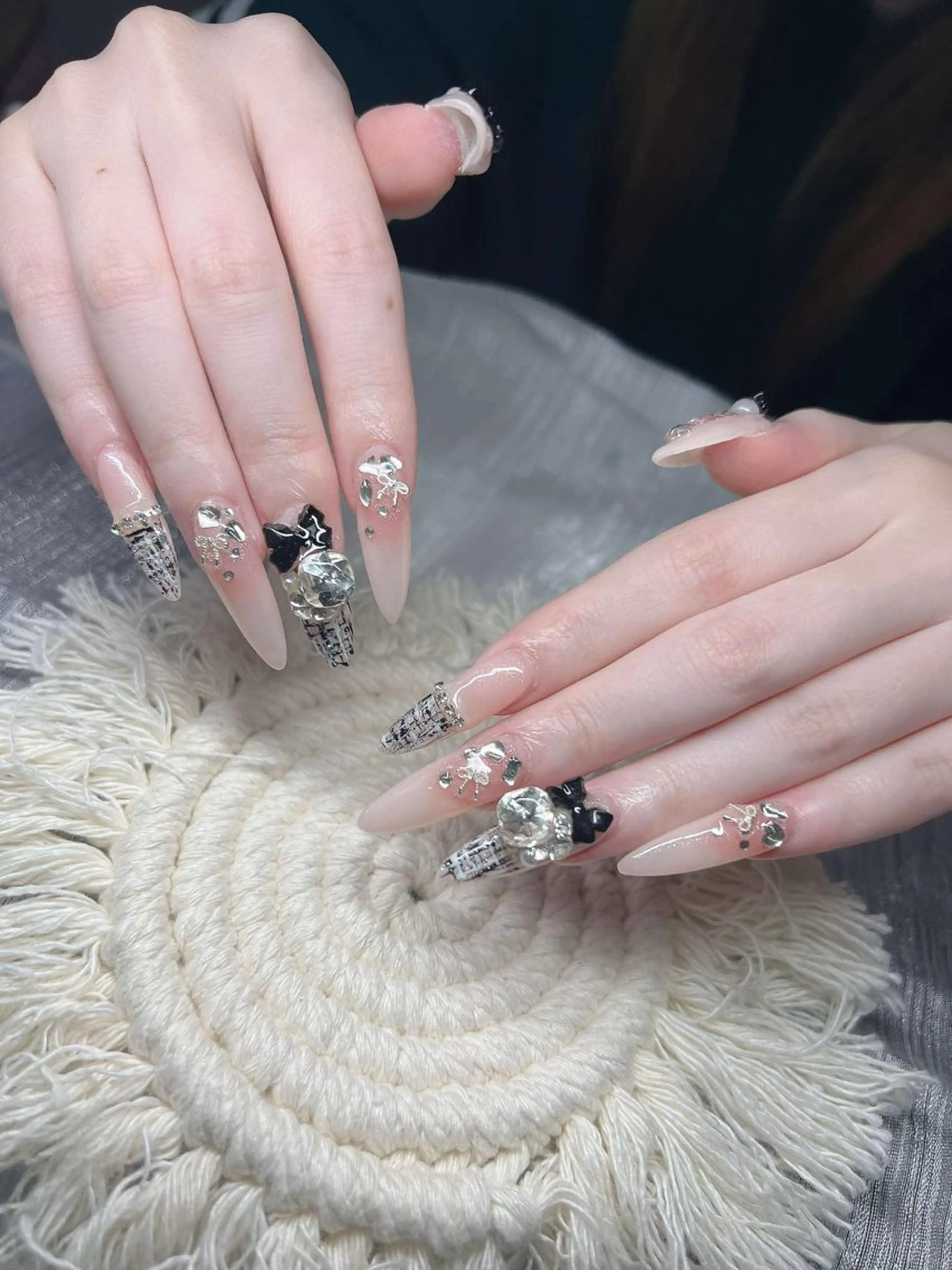 ネイル 長さ出し グラデーション キラキラネイル マグネットネイル ミラーネイル Lee Nails チップ長さだし専門店のネイルデザイン