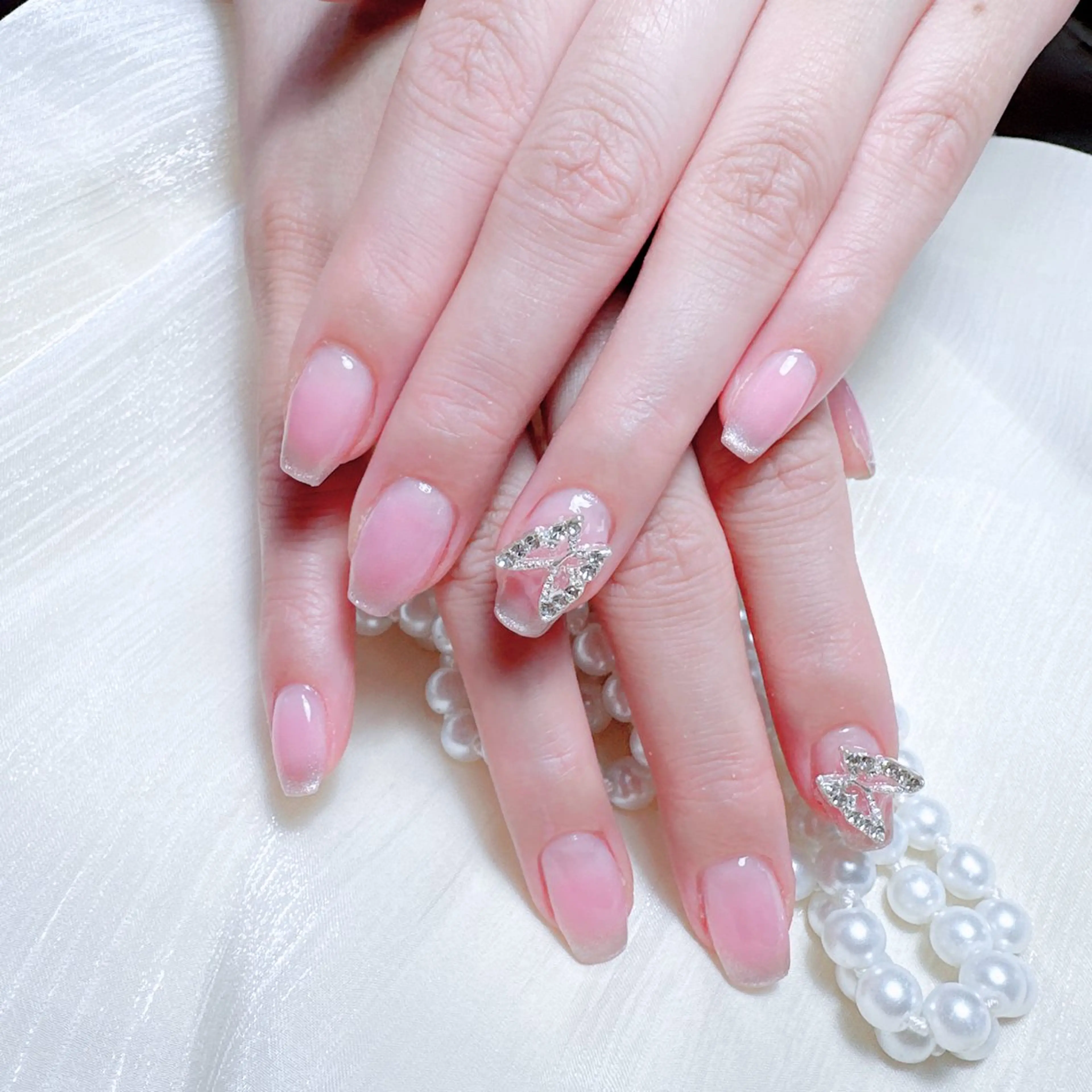 🐣チークマグネットフレンチ/ベースお選び可能¥6980の写真