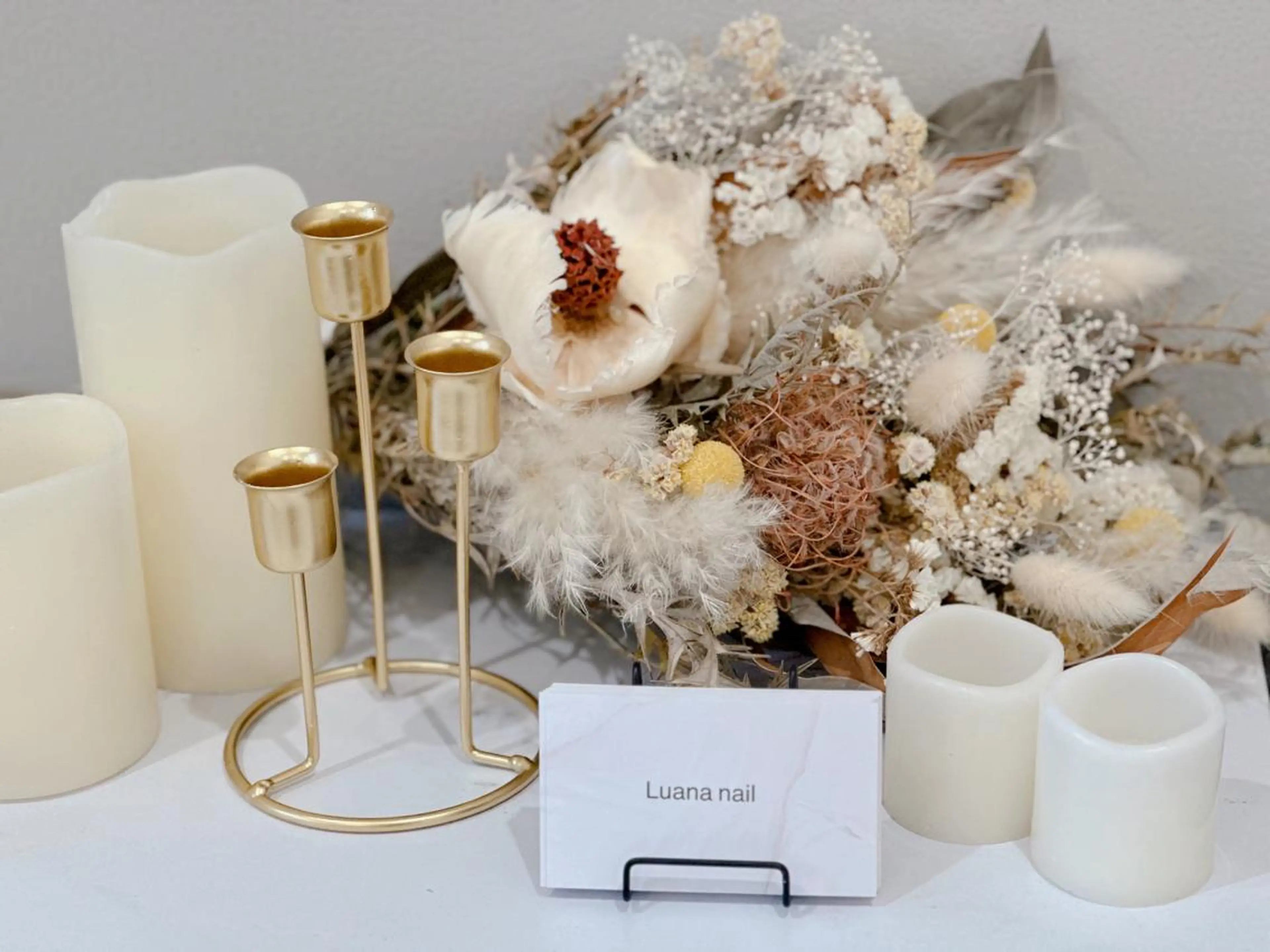 ミディアム ネイル ジェルネイル ニュアンスネイル パラジェル ネイルチップ Luana nail (ルアナネイル)のネイルデザイン