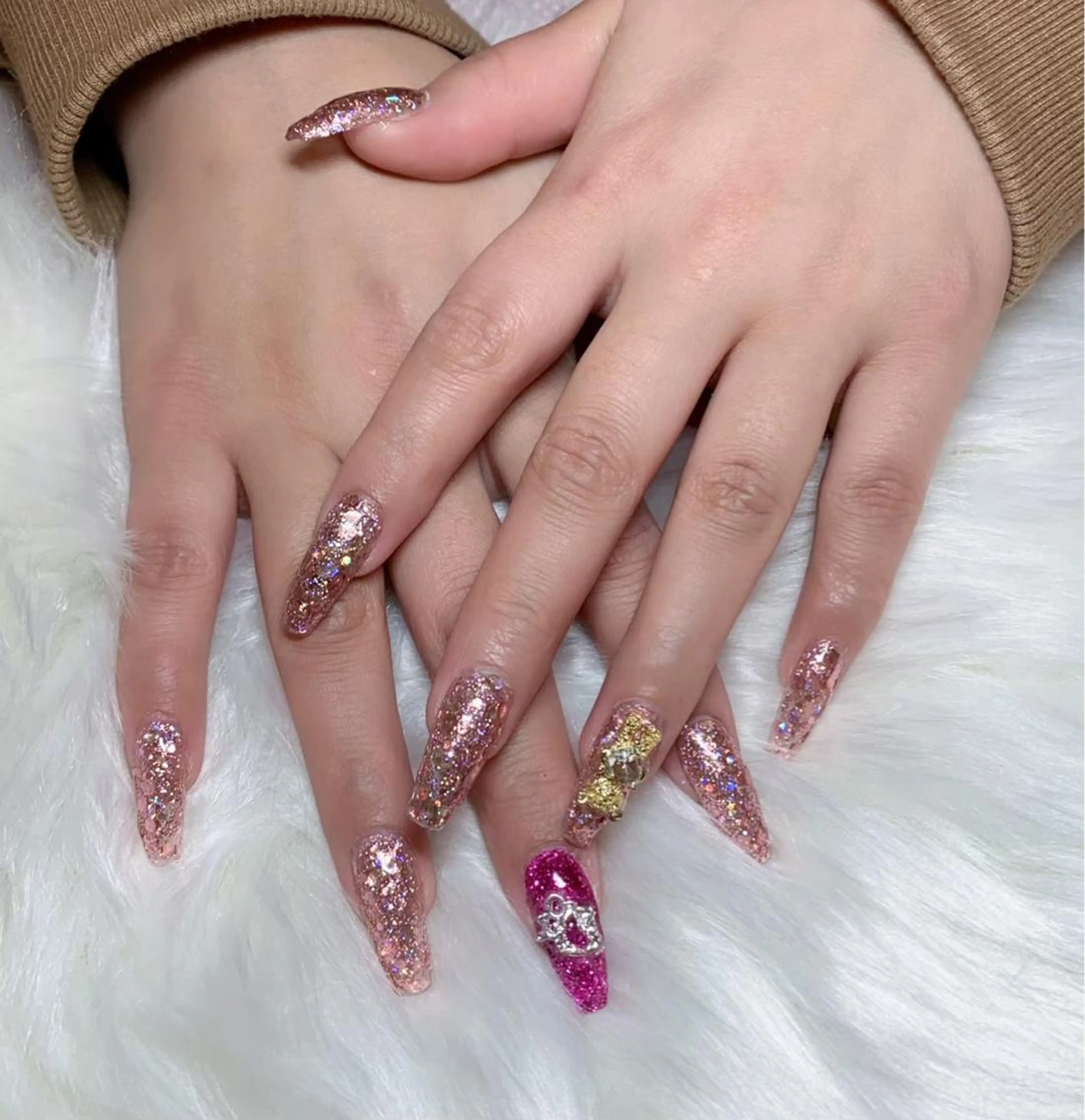 ネイル アニマル柄 アートネイル ニュアンスネイル ネイルチップ ハンドネイル x.1.0.nail ♡Cのネイルデザイン