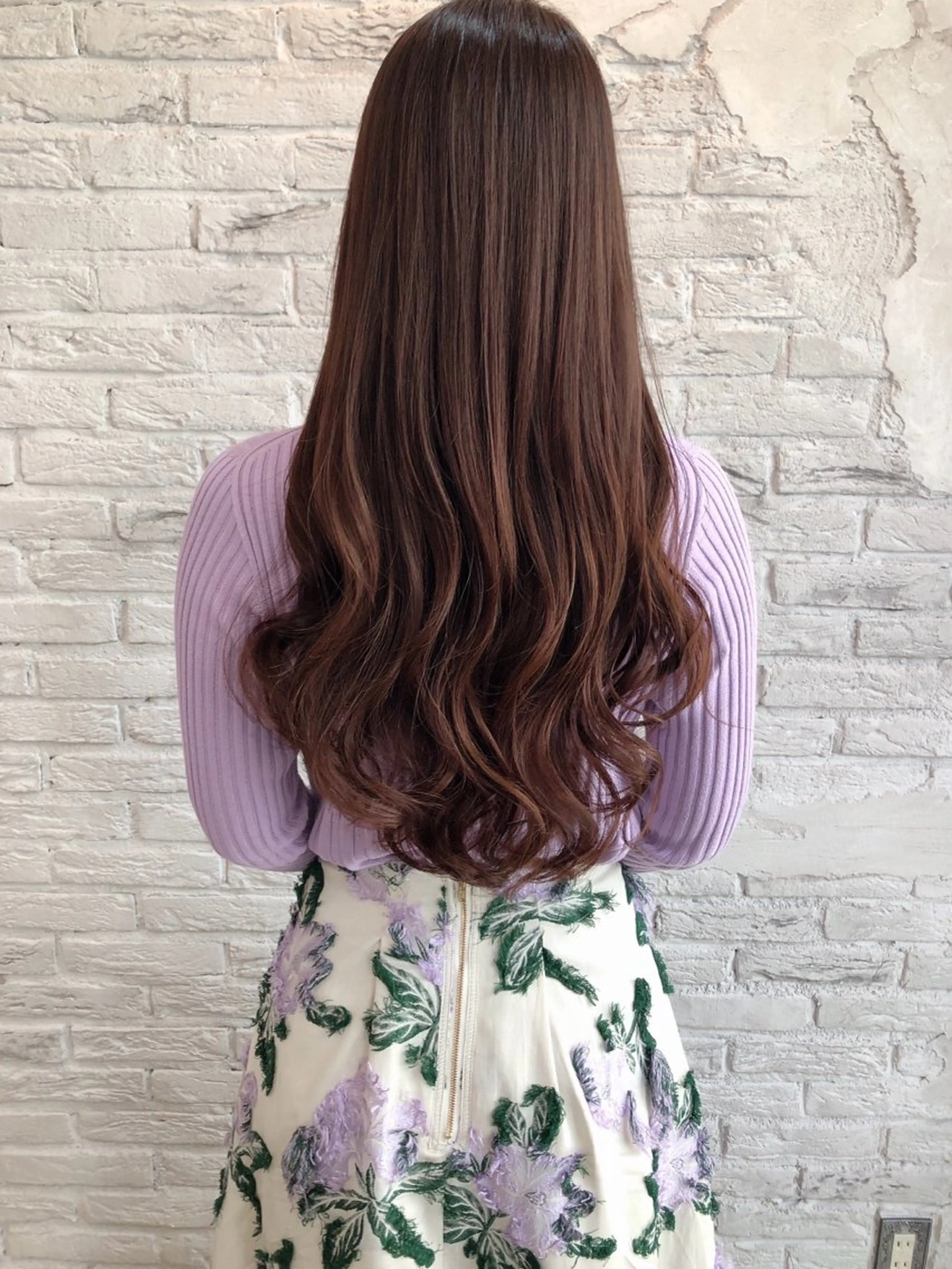 カラー カット ヘアカラー LoE[ロエ]桃井 香菜子のヘアスタイル