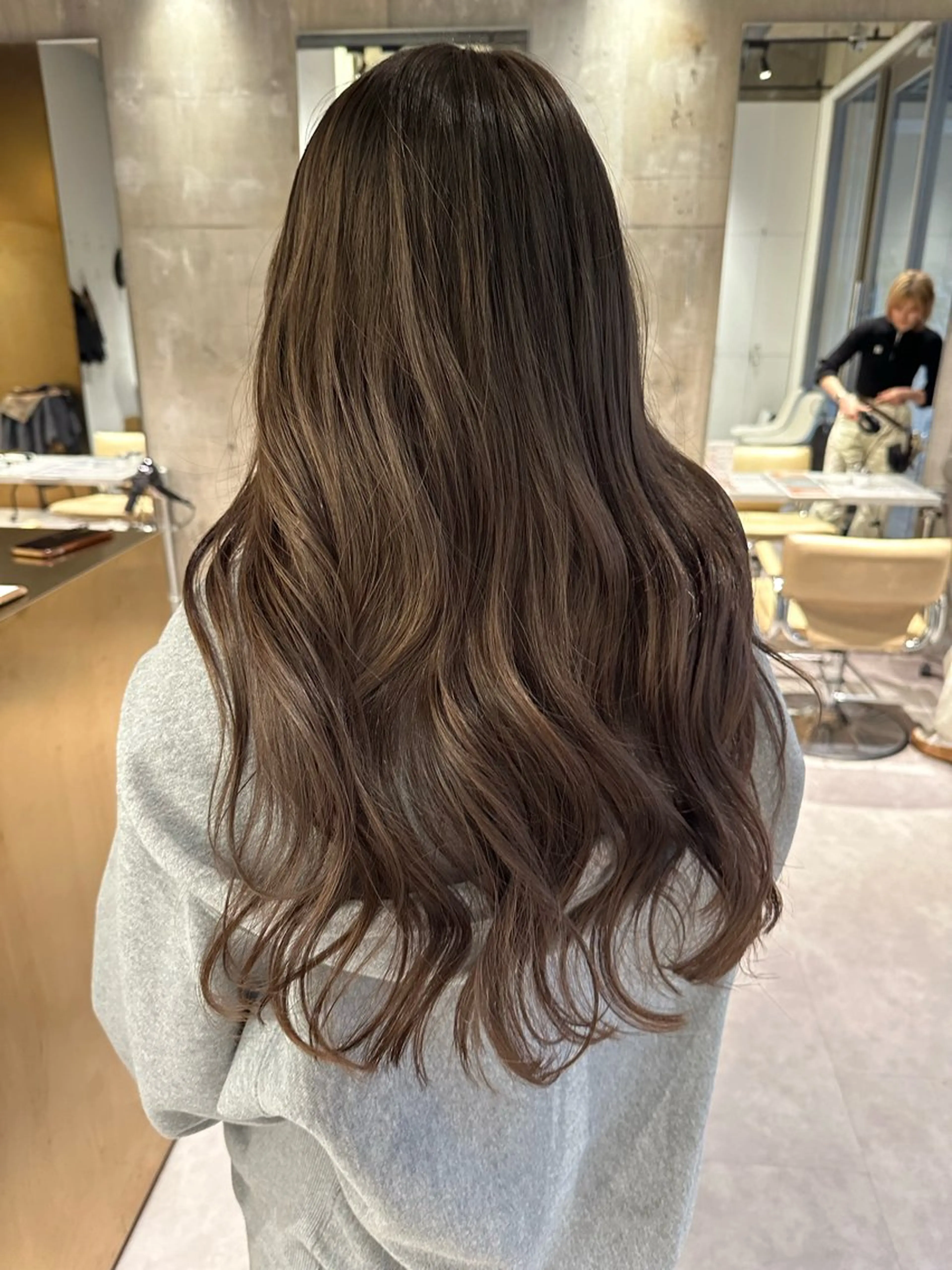 カラー ヘアカラー AIKA🤍 カットモデル募集🫧のヘアスタイル