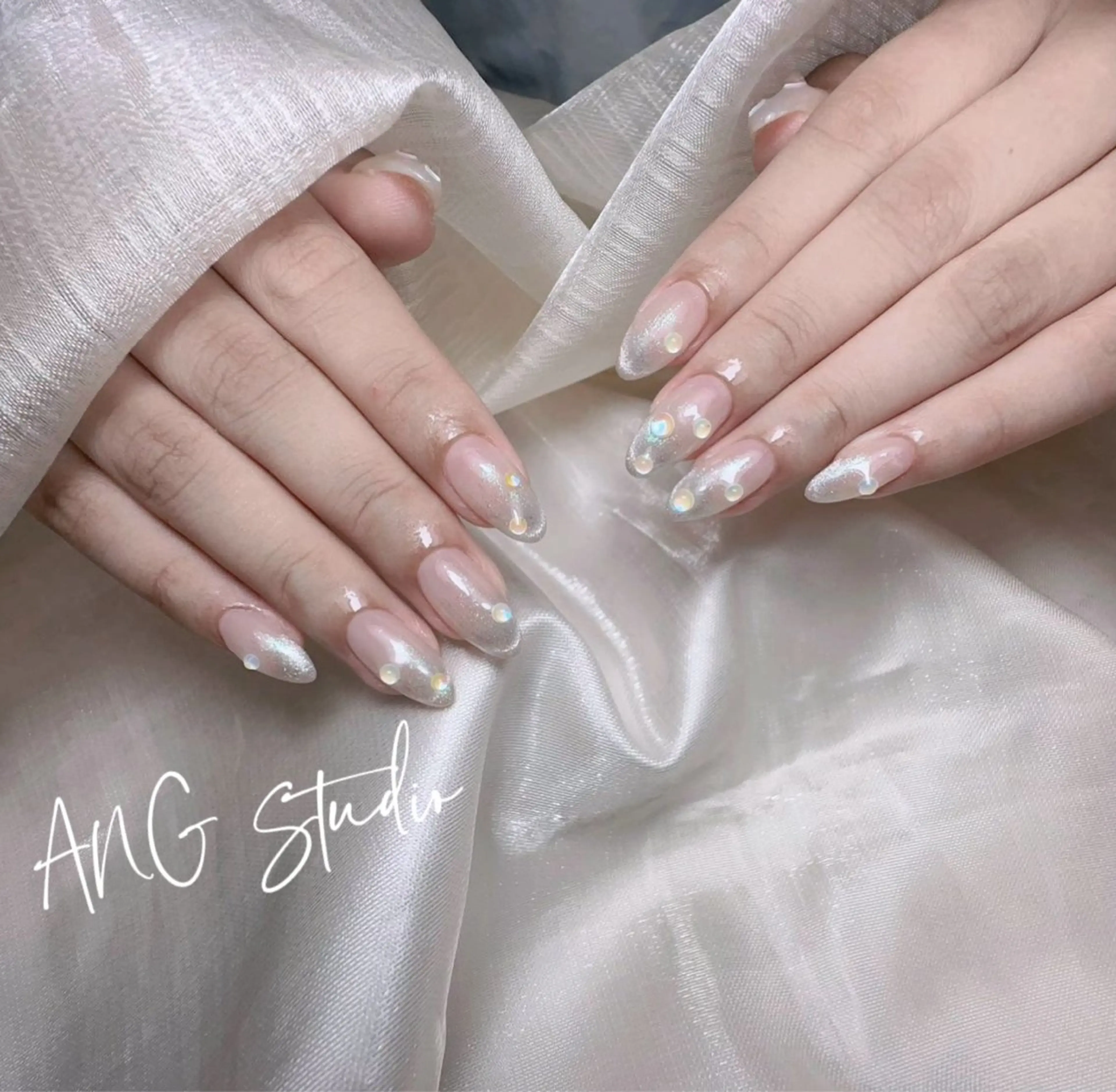 ネイル ハンドネイル ハンドケア ANG Studioのネイルデザイン
