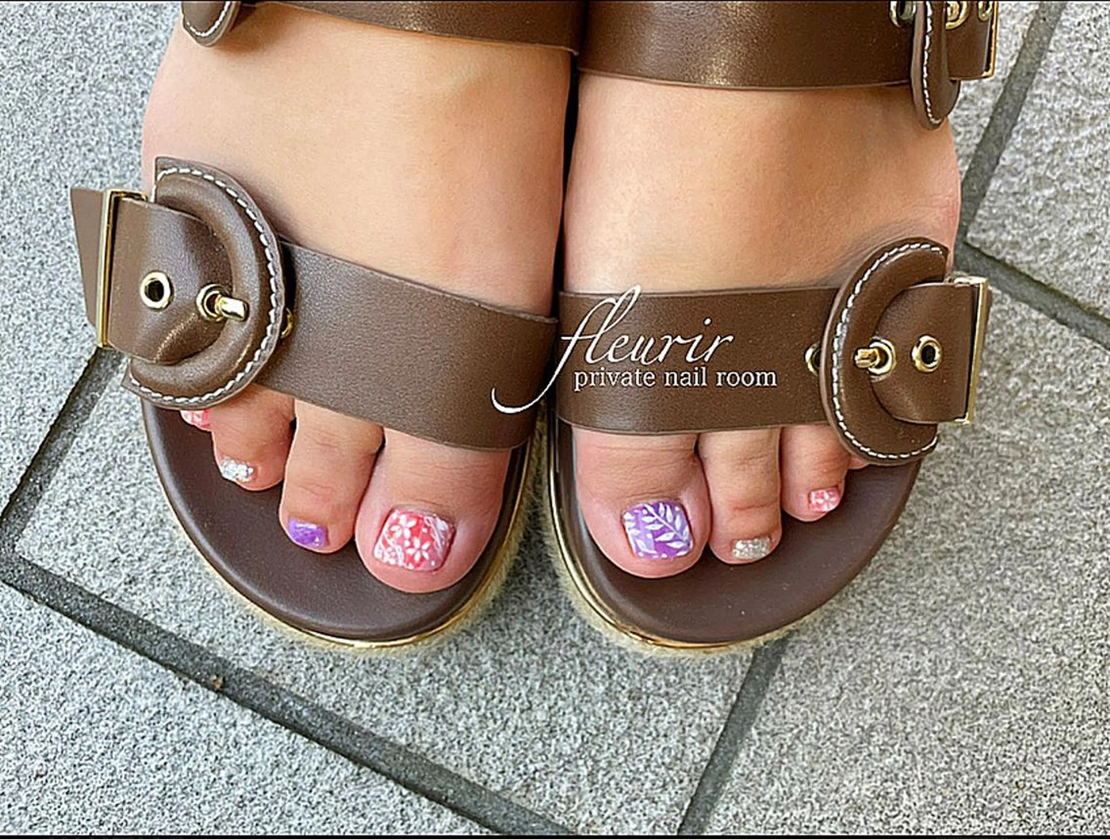 ネイル アートネイル フットネイル オレンジ パープル フルリール 【プライベートサロンのネイルデザイン