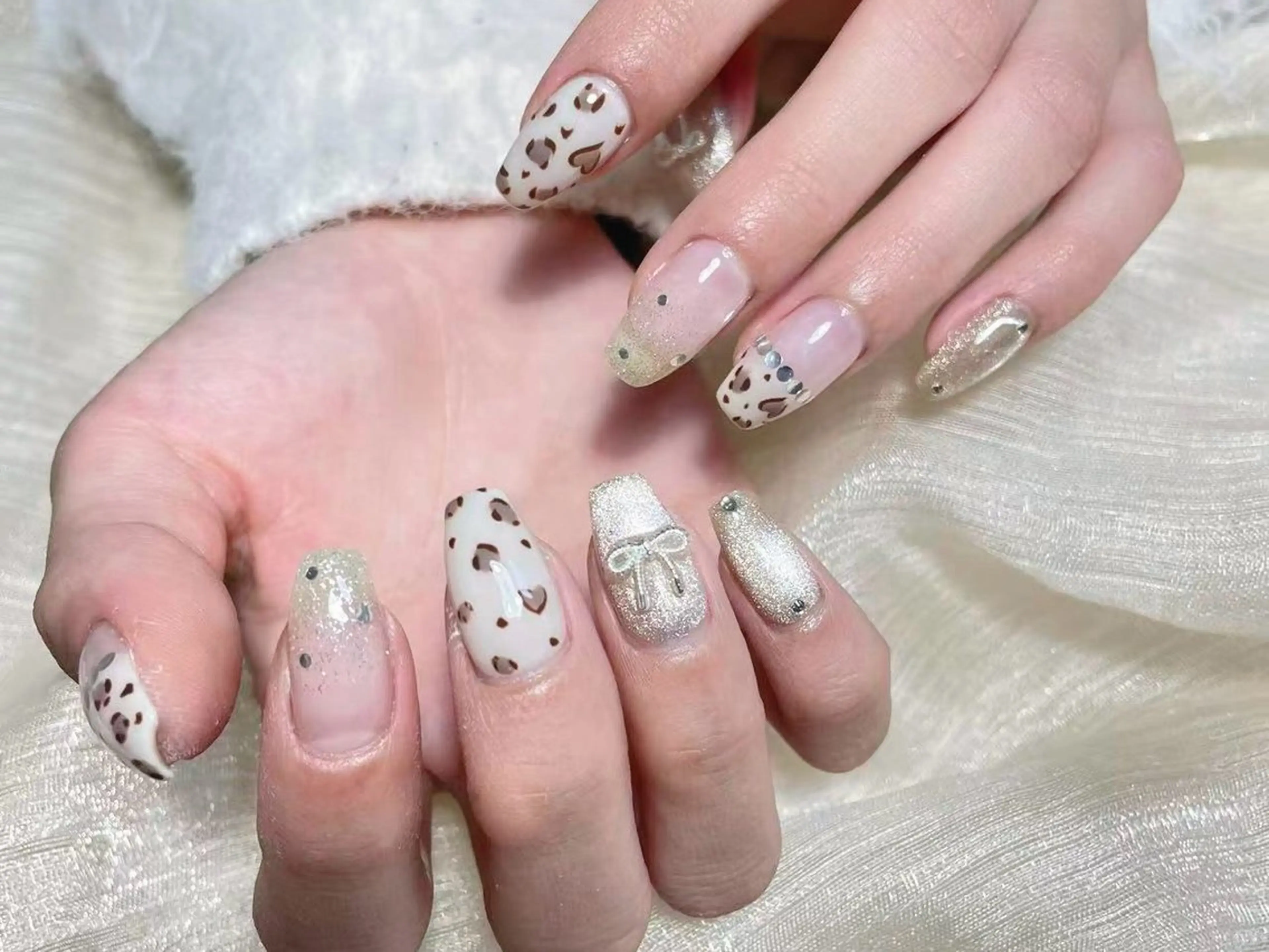 ネイル フレンチネイル ジェルネイル ガラスフレンチ 韓国ネイル マグネットネイル ハンドネイル Nail Jolieのネイルデザイン