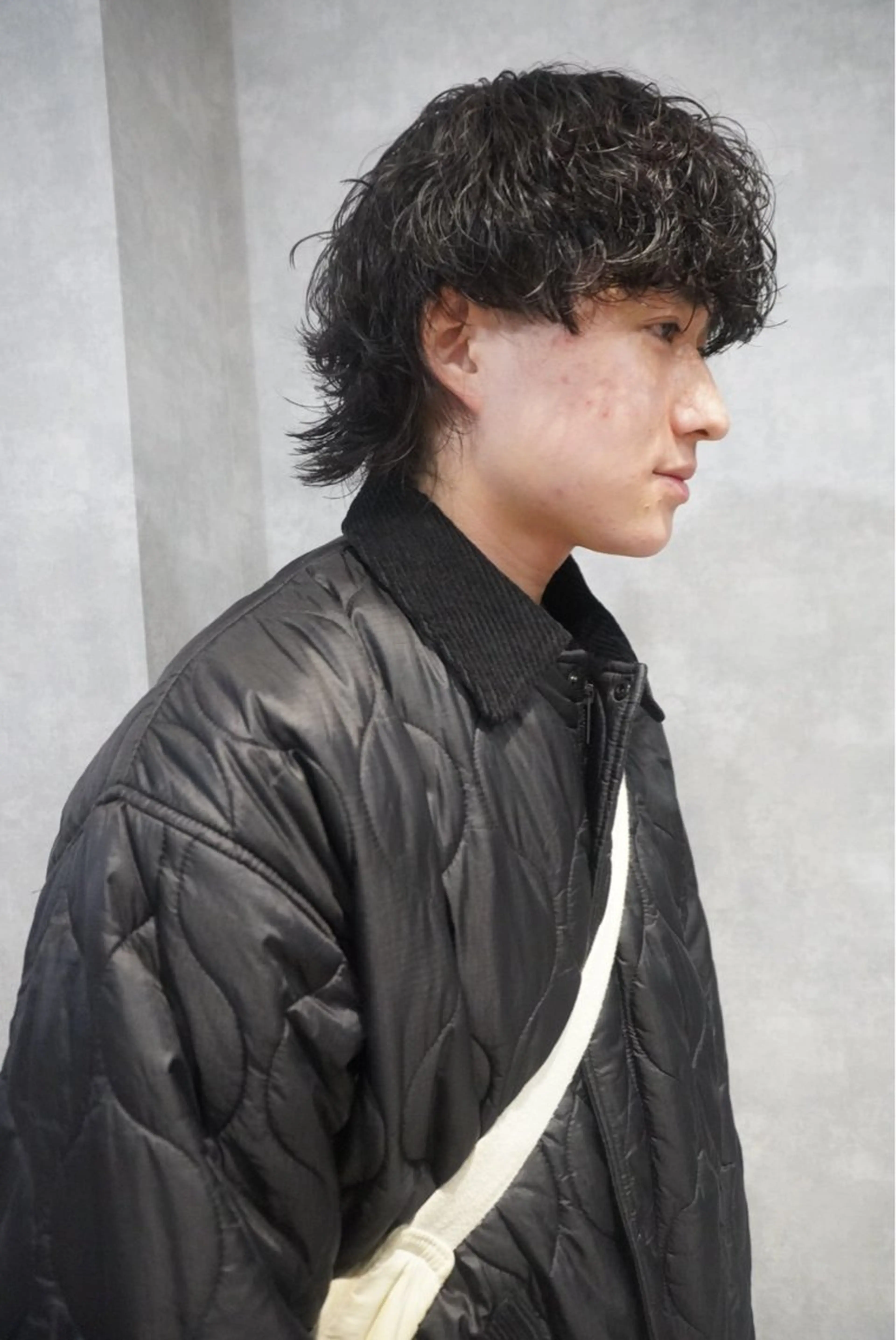 ミディアム パーマ メンズ ミディアムパーマ マッシュウルフ マッシュ メンズパーマ 波巻きパーマ カット パーマ トリートメント 🔹YUTA🔹 メンズパーマのヘアスタイル