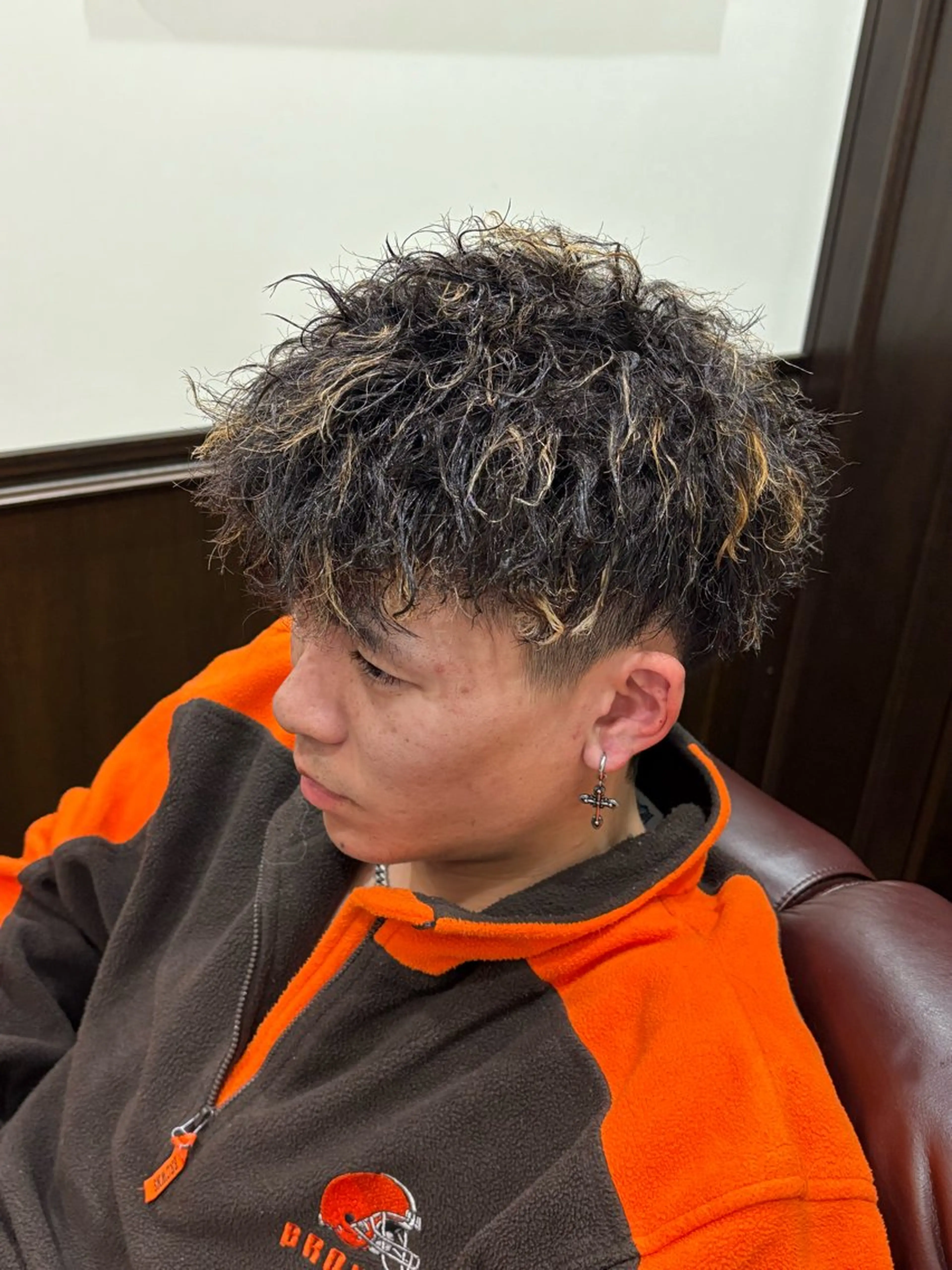 ショート パーマ メンズ 浦田 悠真のヘアスタイル