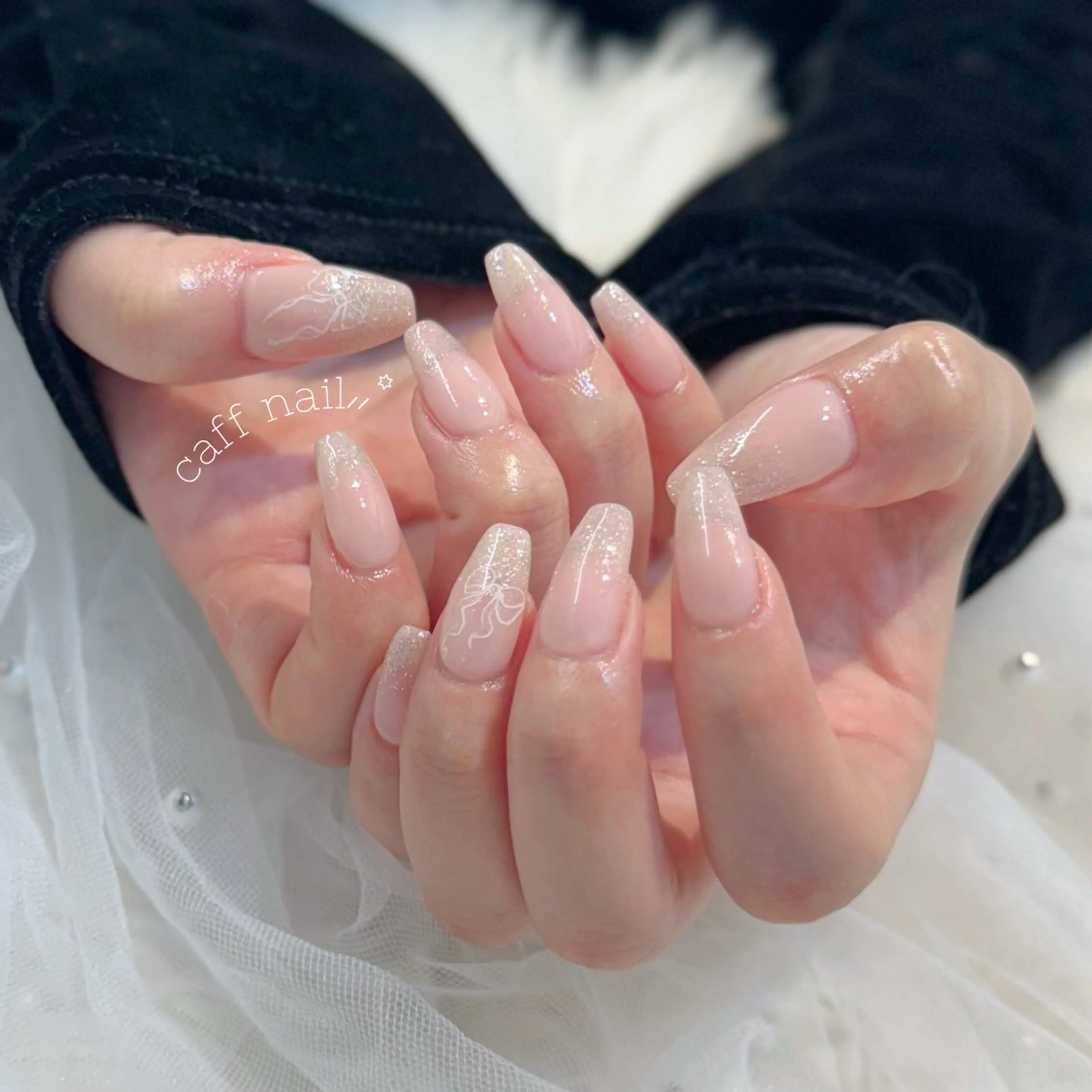 ネイル ラメ(グリッター) ラメグラデーション オフィスネイル ハンドネイル ハンドケア Chizuru ☾ ໋のネイルデザイン