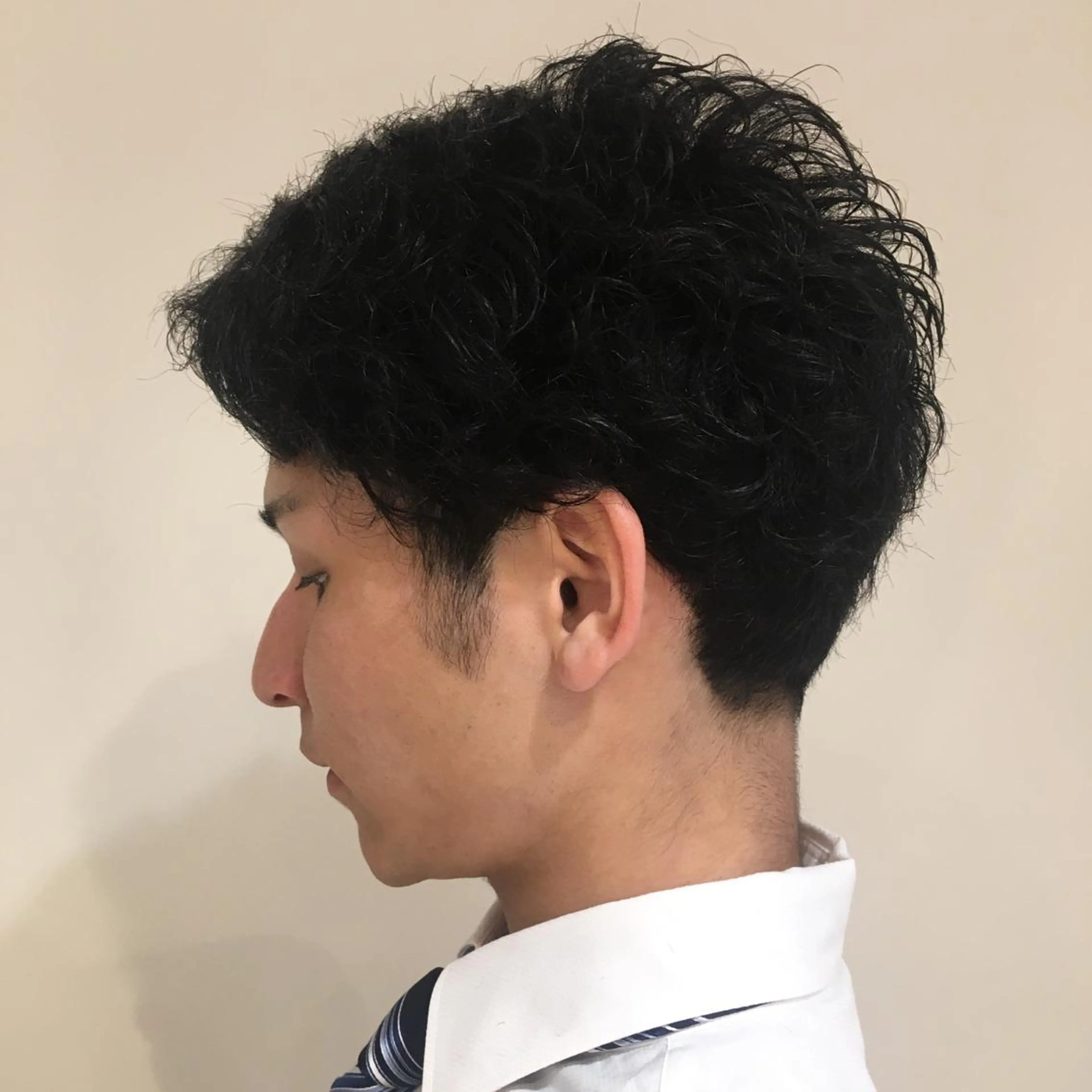 ショート メンズ ウルフカット／吉村 桃子のヘアスタイル