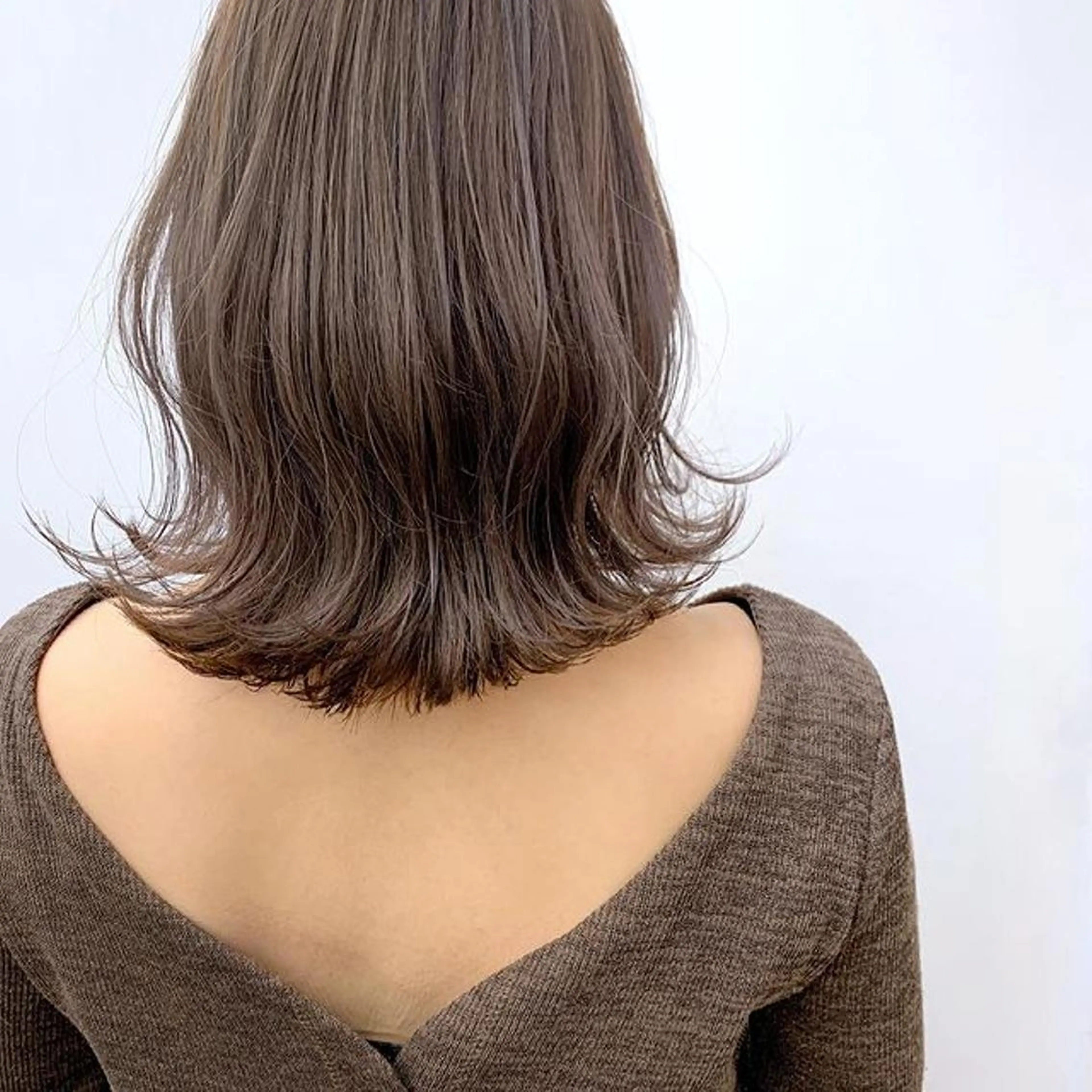 ミディアム カラー パーマ ヘアアレンジ アディクシーカラー ベージュカラー 黒髪 フォギーベージュ ボブ N° uairo 川崎店【ユアイロ】のヘアスタイル