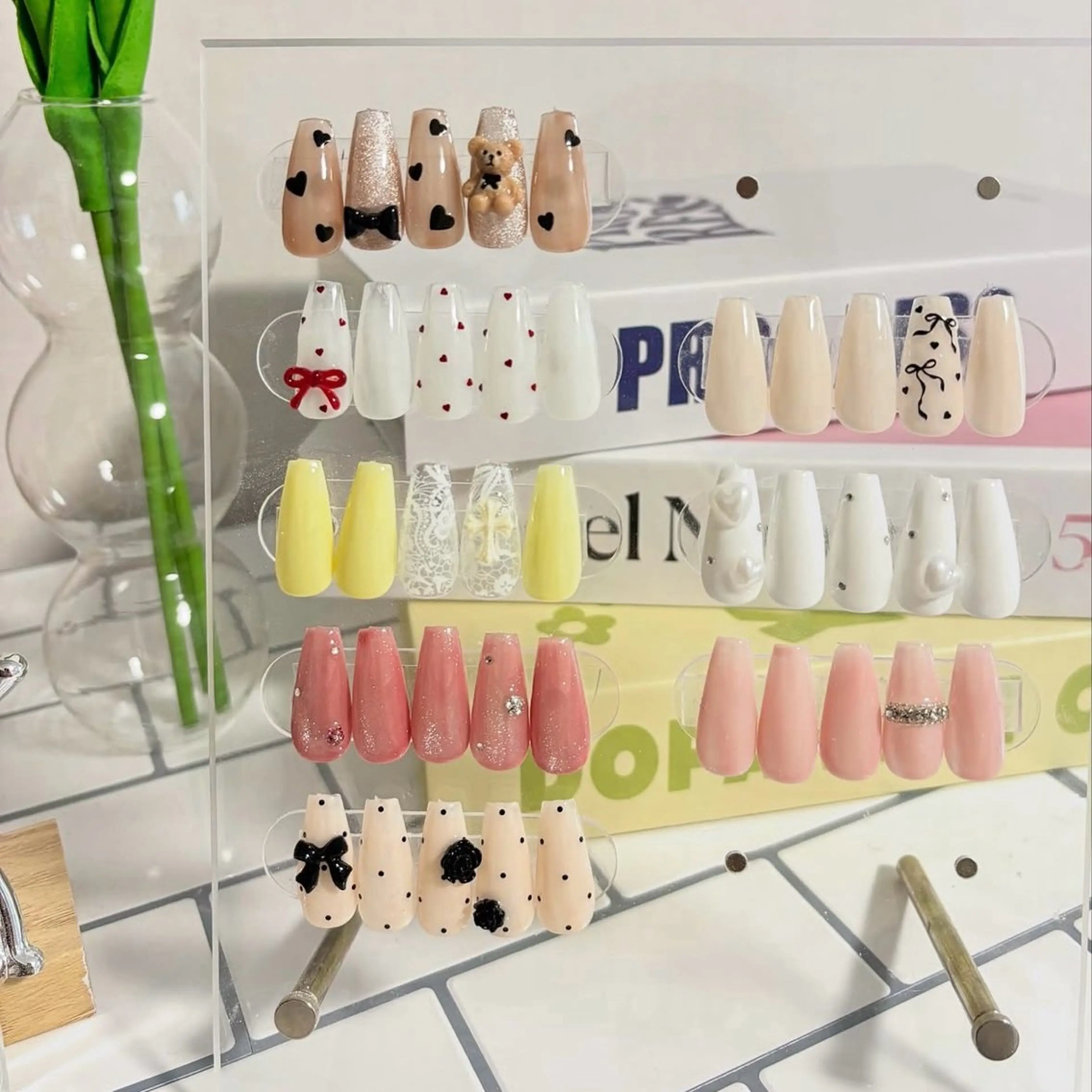 ネイル Sii nail 🤍SAKIのネイルデザイン