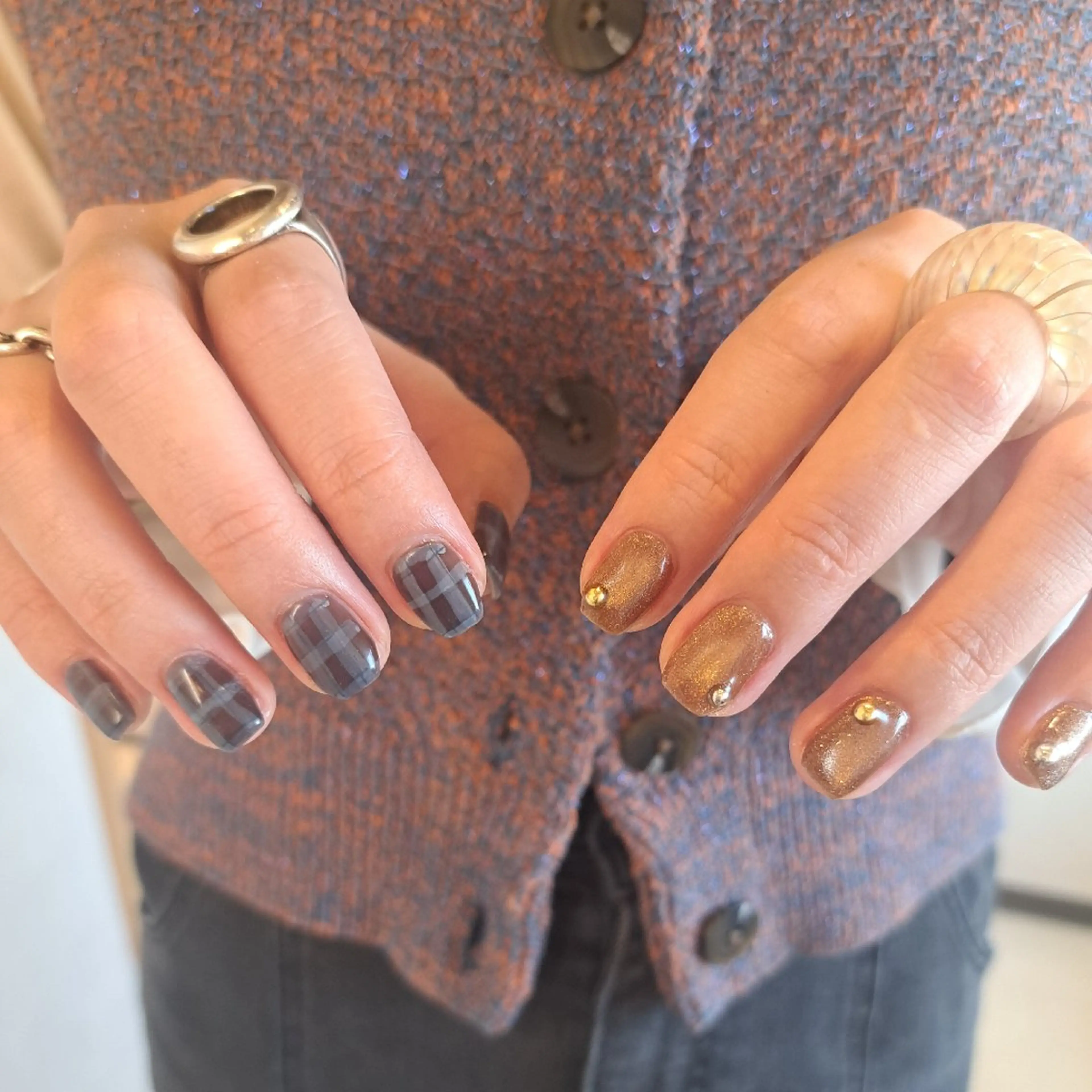 ネイル アートネイル マグネットネイル 持ち込み ハンドネイル Nail mood デザイン持ち込みokのネイルデザイン