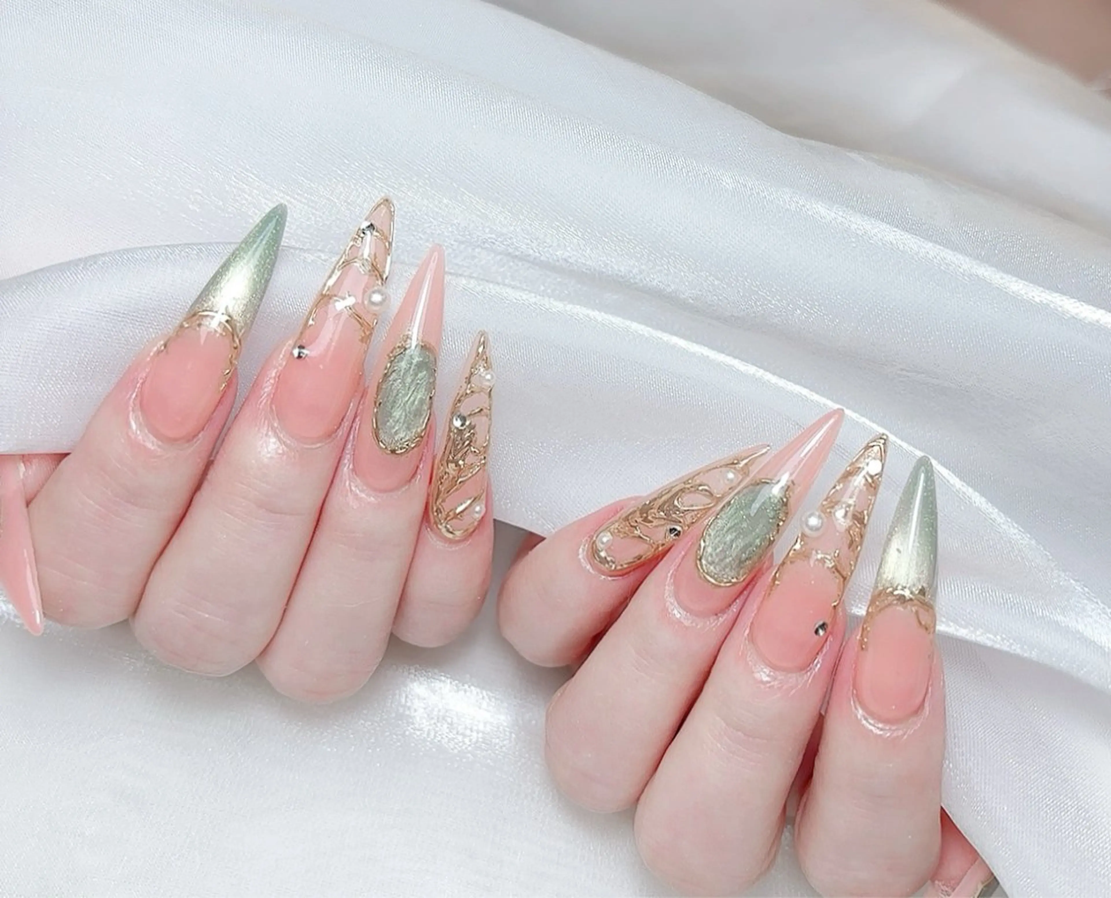 ネイル 🎀Ｍ nails✨ ビューティーのネイルデザイン