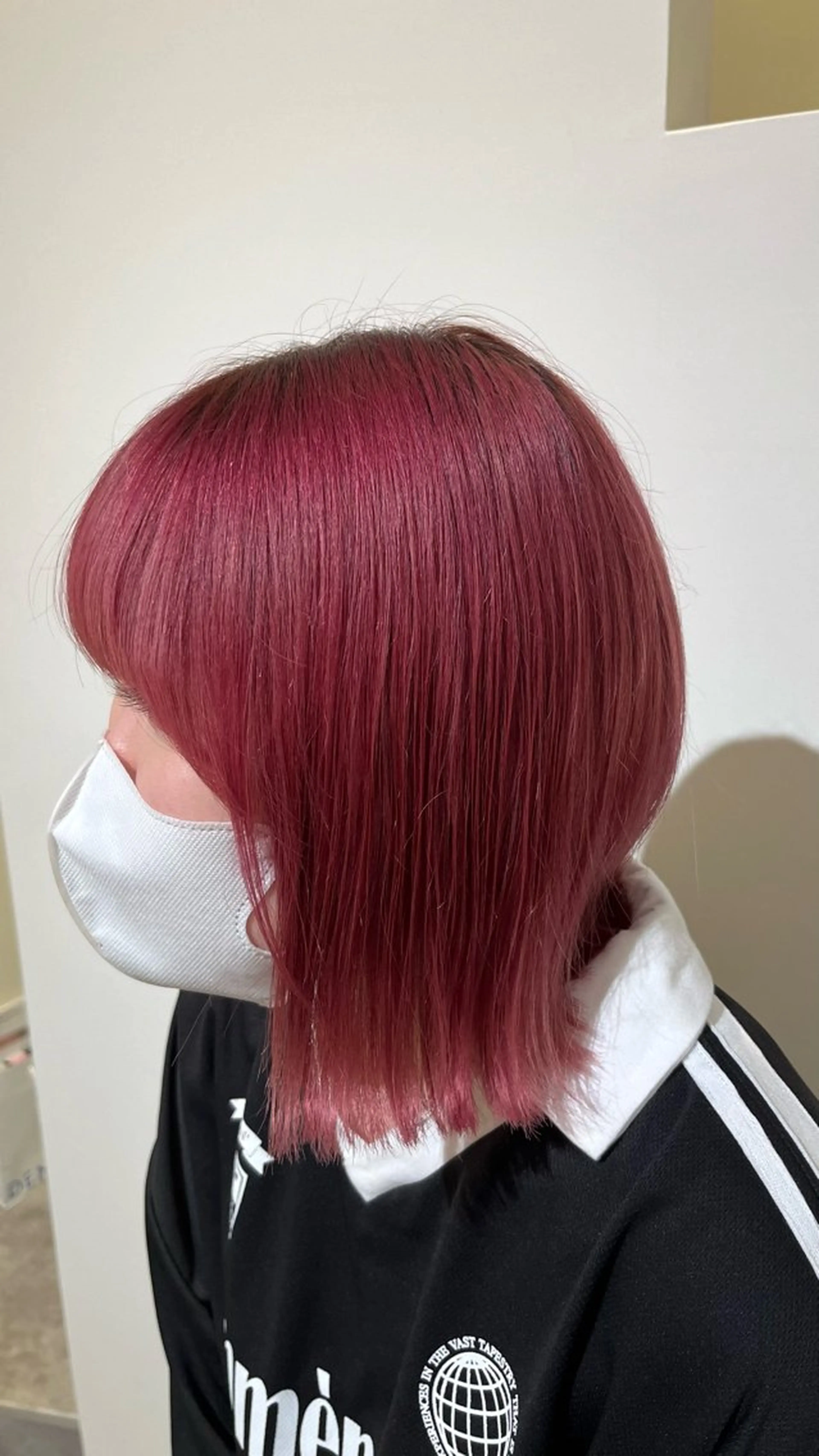 ミディアム 佐藤　ひなの ／艶髪のヘアスタイル