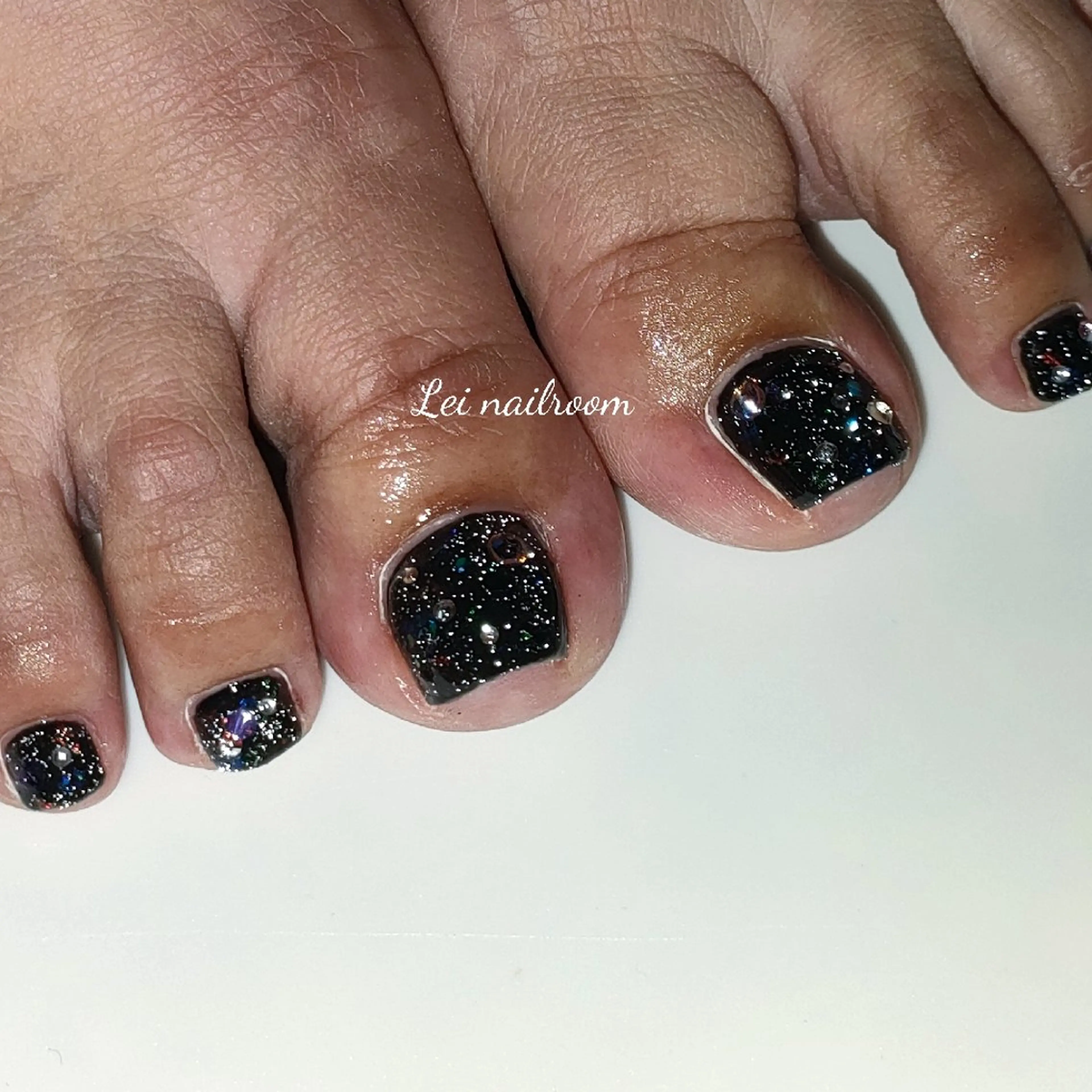 ネイル フラッシュネイル ジェルネイル キラキラネイル lei🌼 nailroomのネイルデザイン