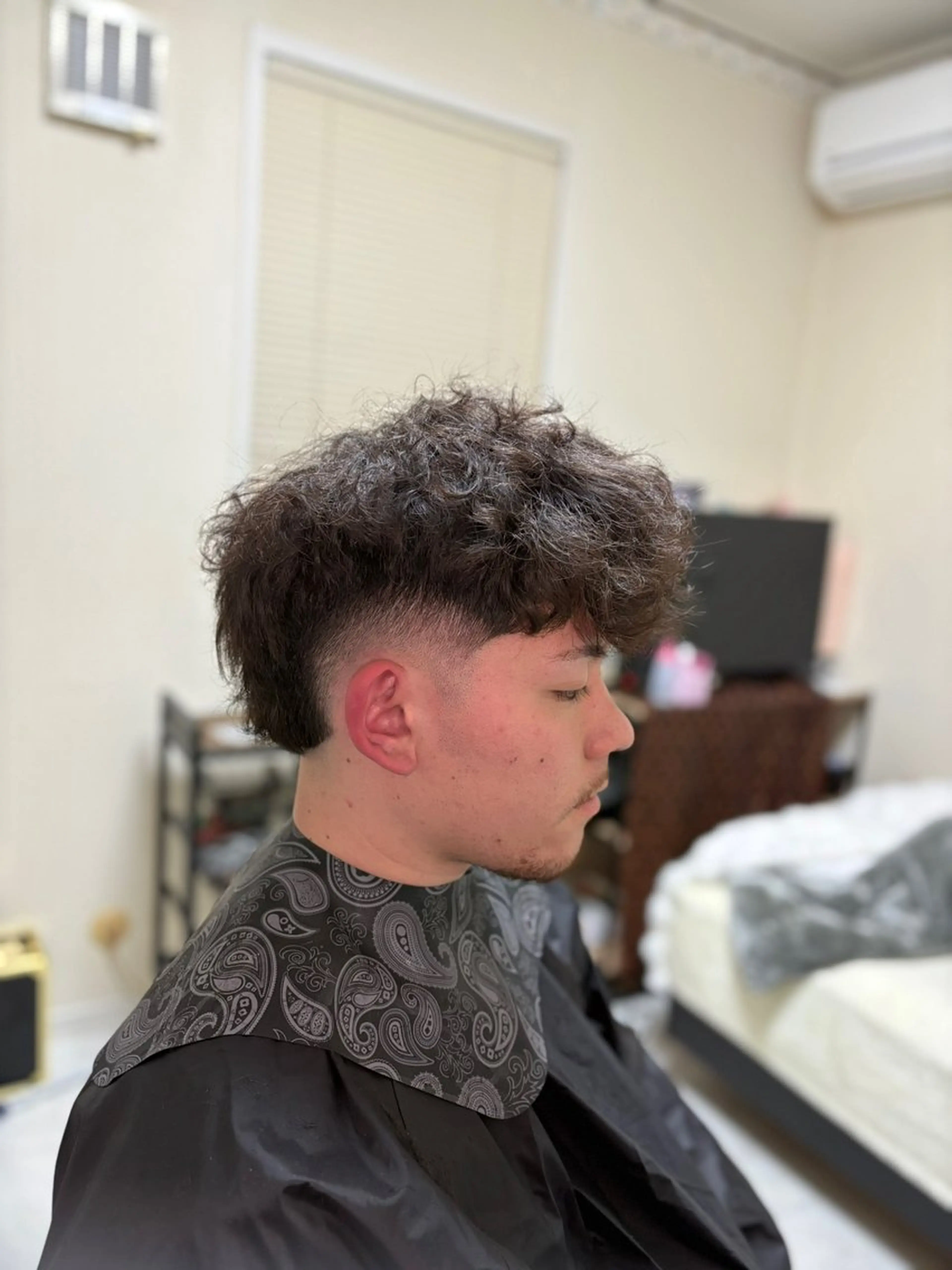 メンズ フェードカット メンズパーマ 森 将綺のヘアスタイル