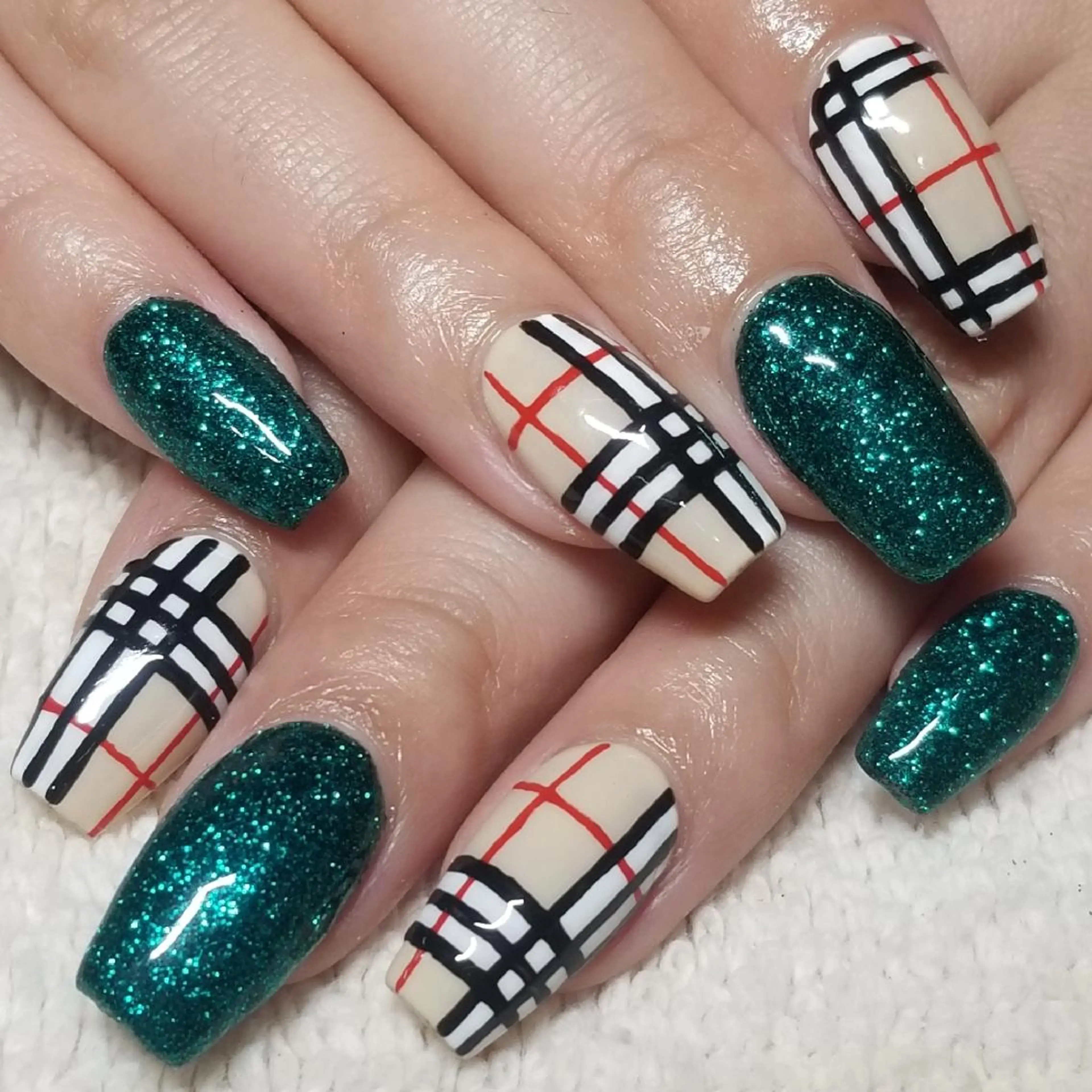 ネイル アートネイル グリーン ラメ(グリッター) ワンカラーネイル ハンドネイル よしだ ひろきのネイルデザイン