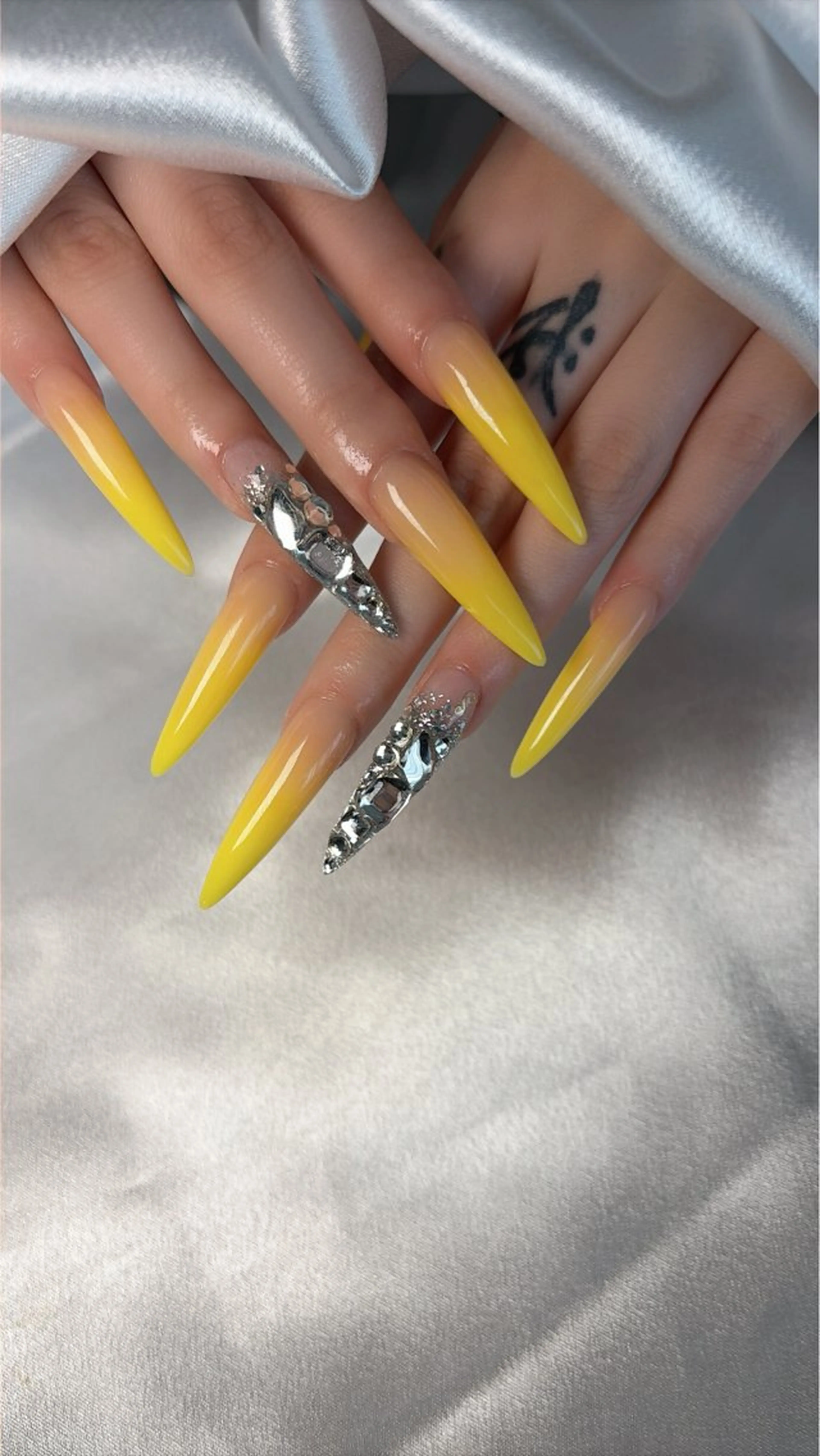 ネイル ハンドネイル Kayo 💅のネイルデザイン