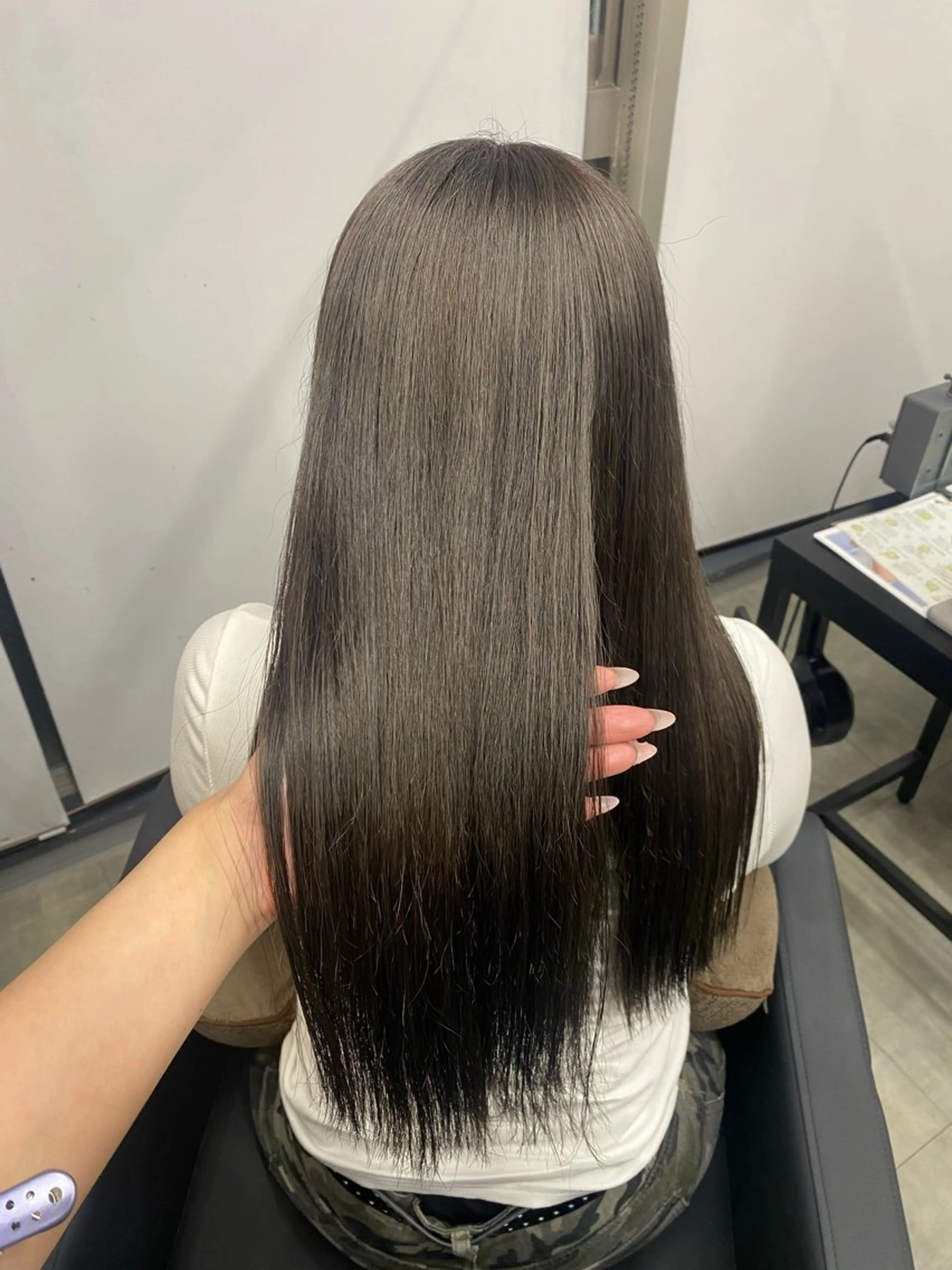 カラー 𝗮𝘆𝘂𝗺𝗶 ハイトーン🎀のヘアスタイル