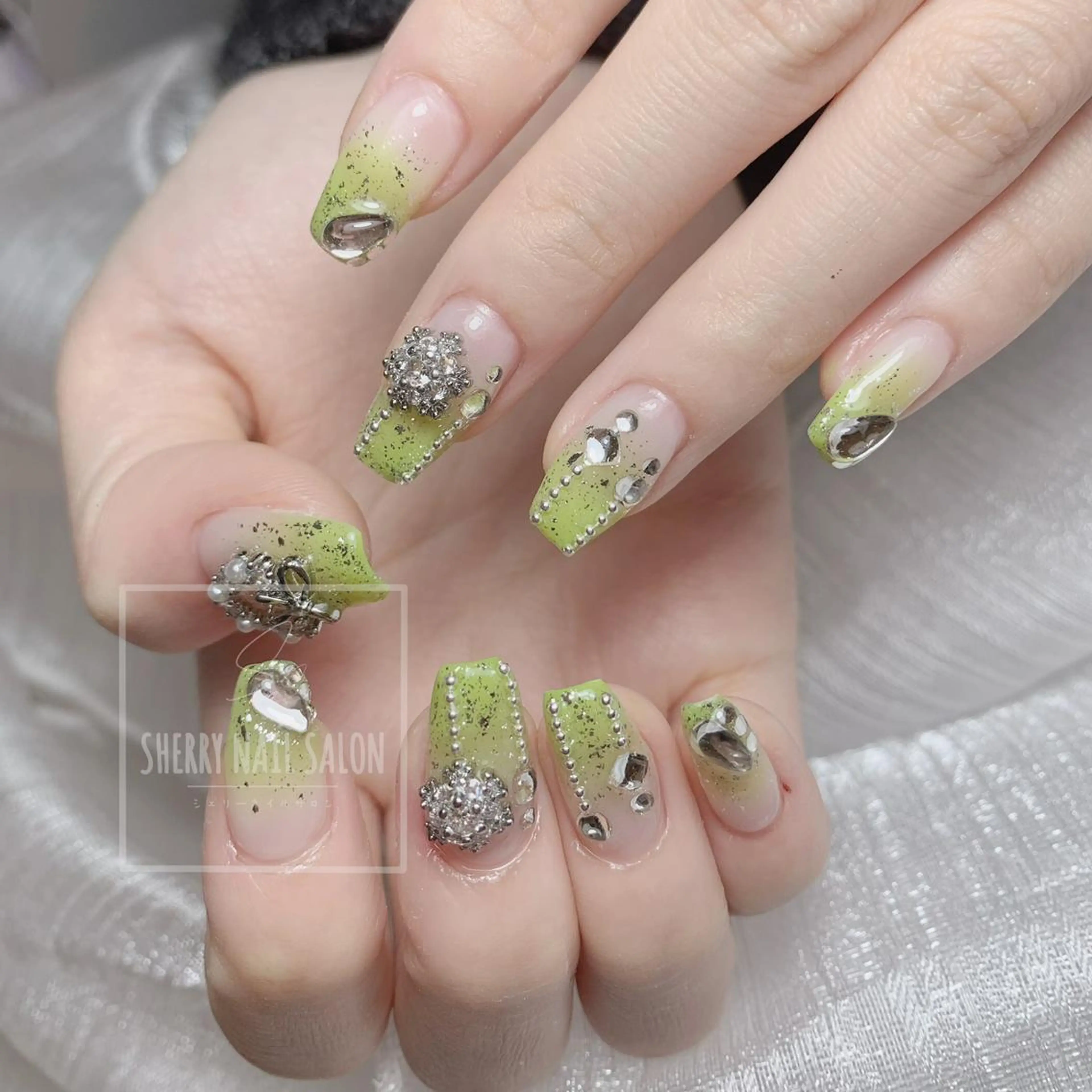 ネイル アートネイル チークネイル フレンチネイル ジェルネイル グラデーション 萌 自宅ネイルサロンのネイルデザイン