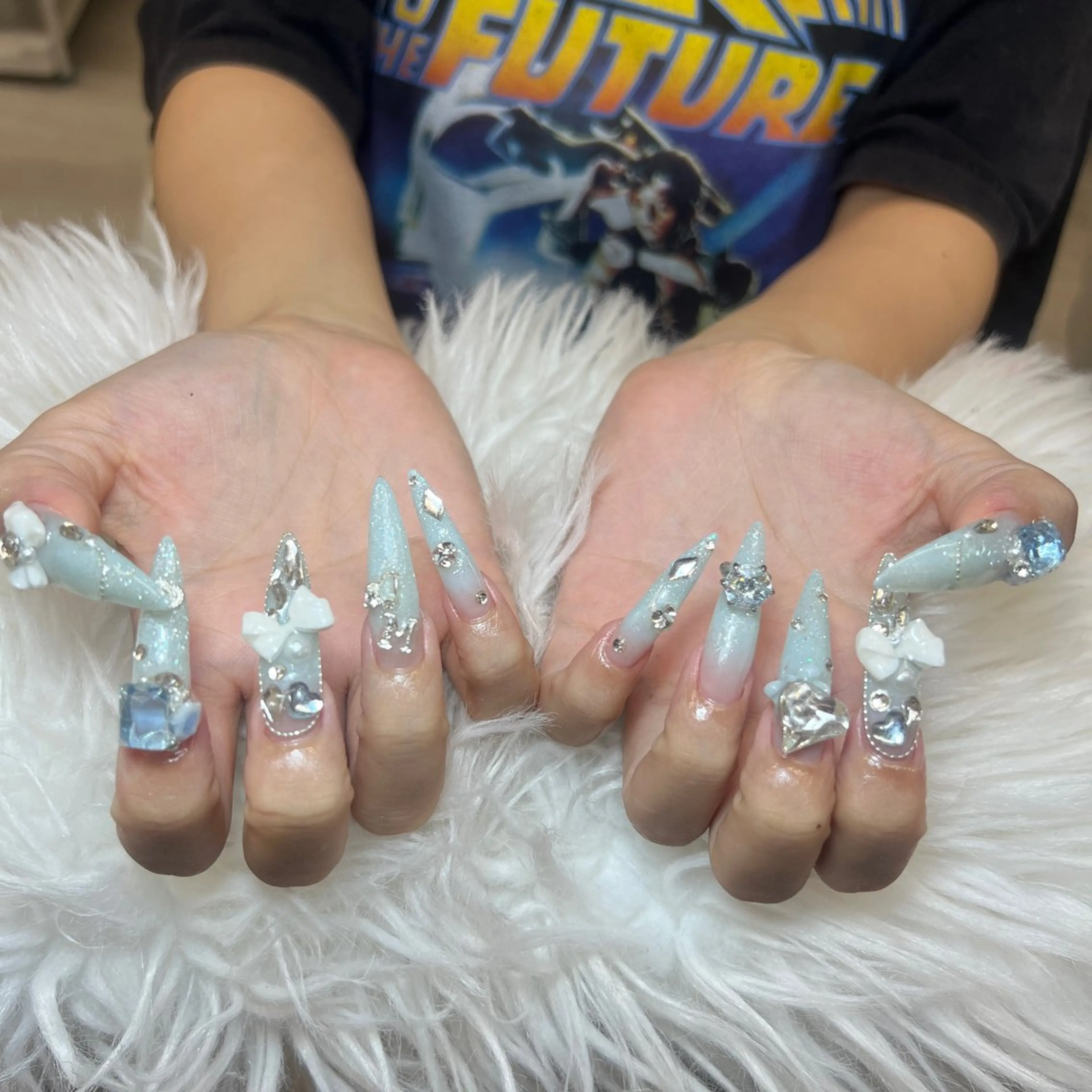 ネイル アートネイル オーロラネイル チークネイル 長さ出し フットネイル ハンドネイル フットネイル ハンドケア Noiranail_ studio川越西口のネイルデザイン