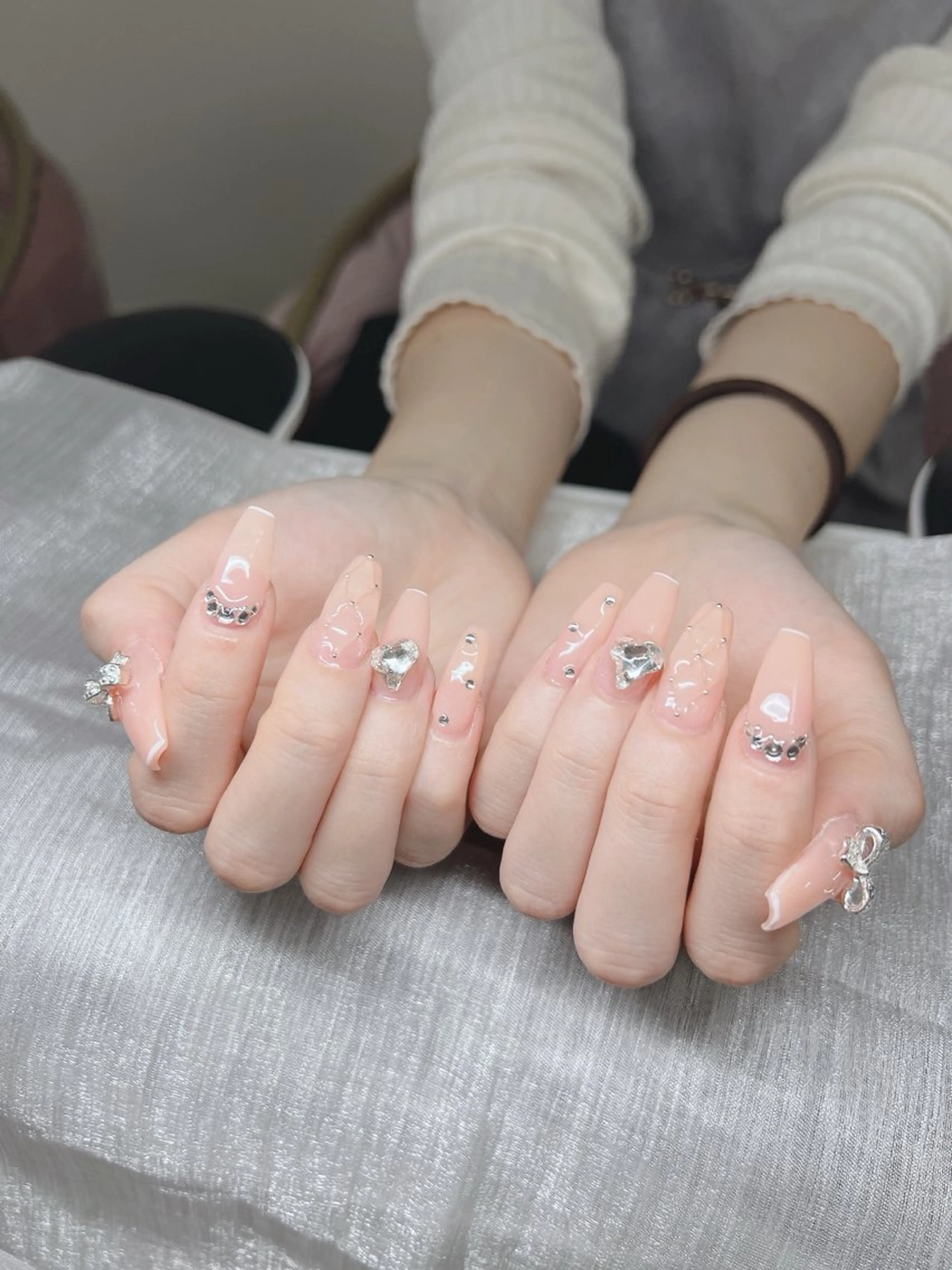 ネイル オーロラネイル チークネイル 長さ出し フットネイル フレンチネイル Lee Nails チップ長さだし専門店のネイルデザイン