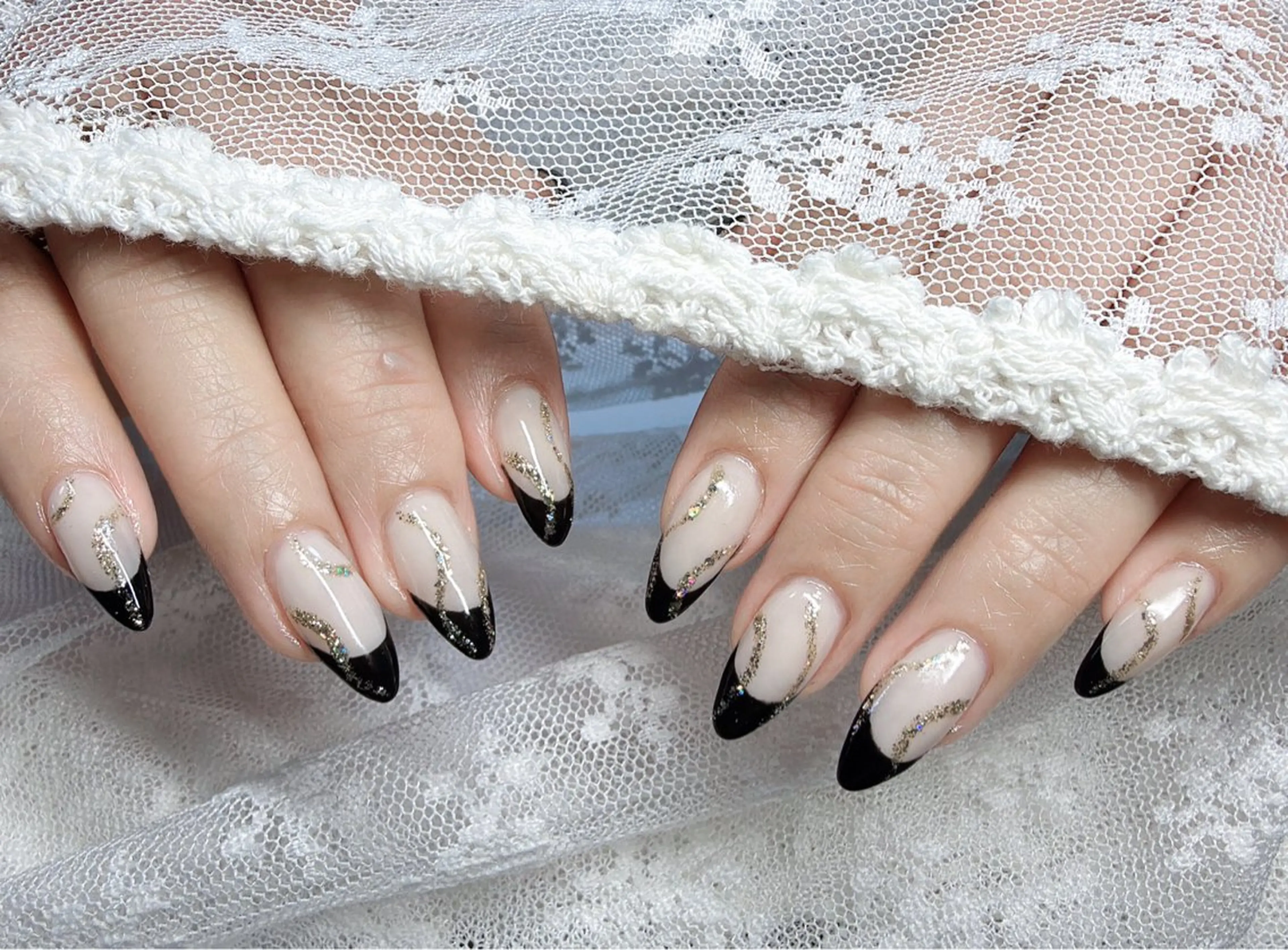 ネイル アートネイル オーロラネイル ガーリー キラキラネイル 韓国ネイル フットネイル Mio NailsalonUのネイルデザイン