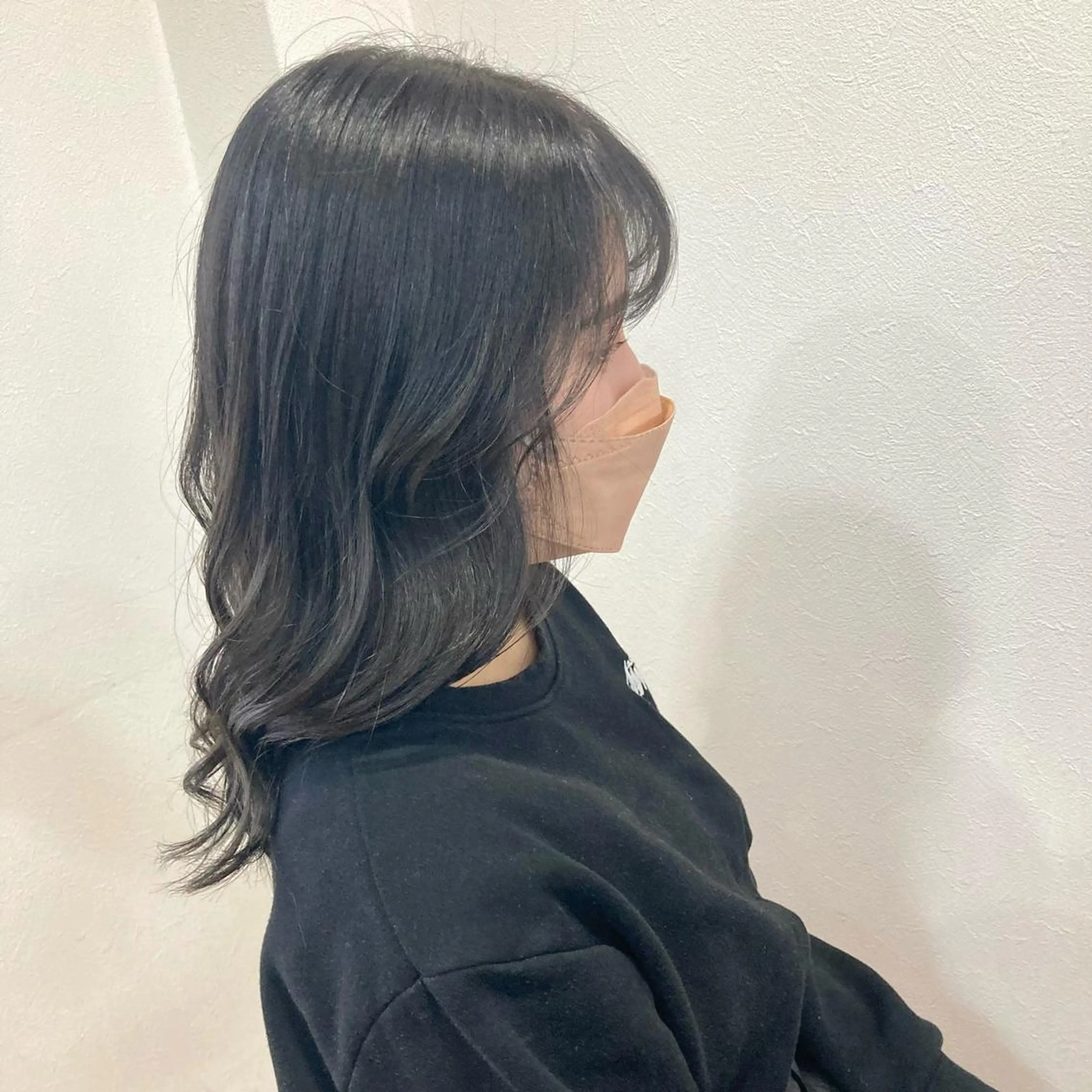 ミディアム カラー ブルーカラー Well‘s黒木🌿 レイヤー💎寒色のヘアスタイル