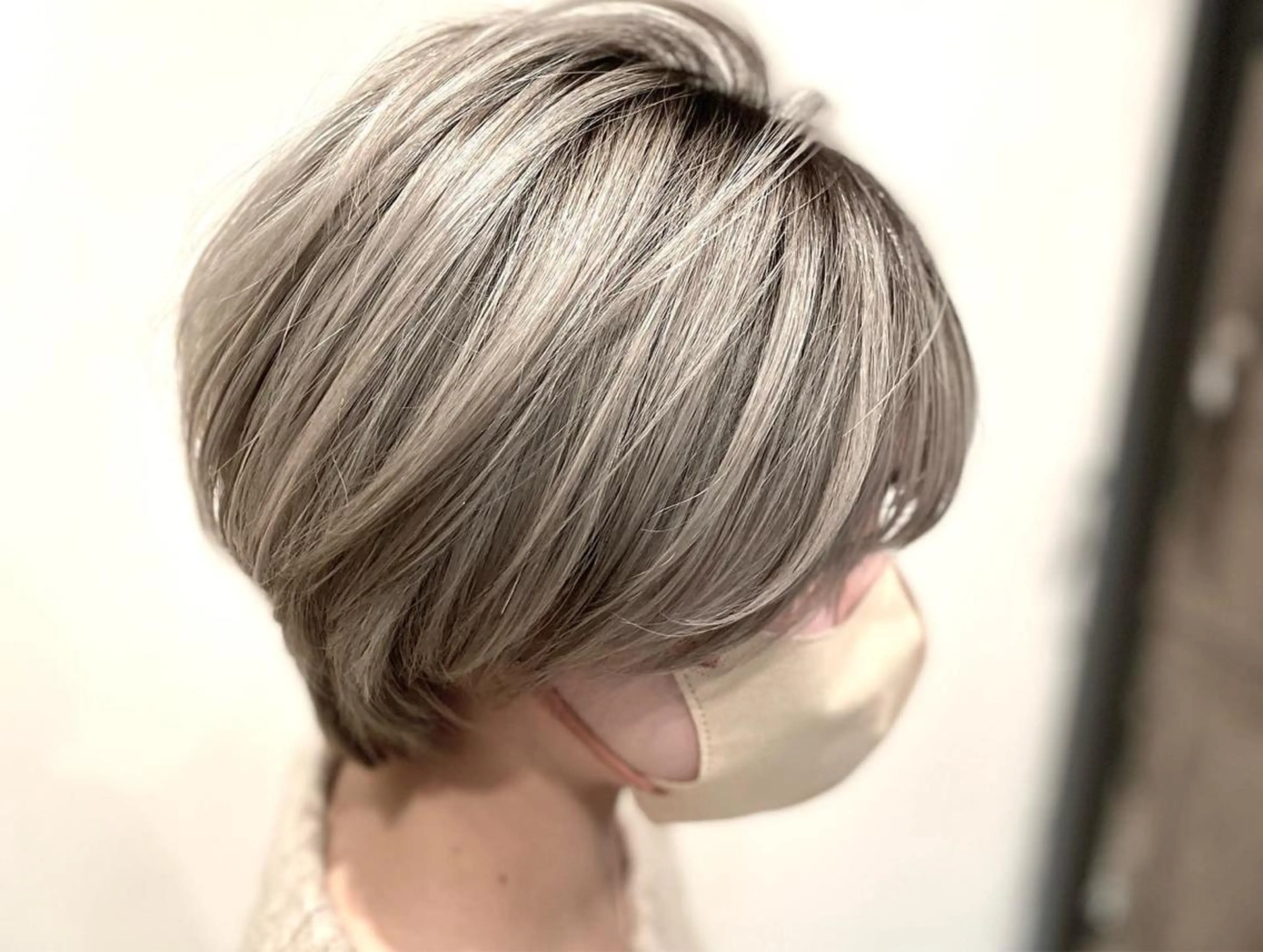 ショート カラー カット ヘアカラー トリートメント ✨髪質改善/ハイトー ン/艶髪高山のヘアスタイル