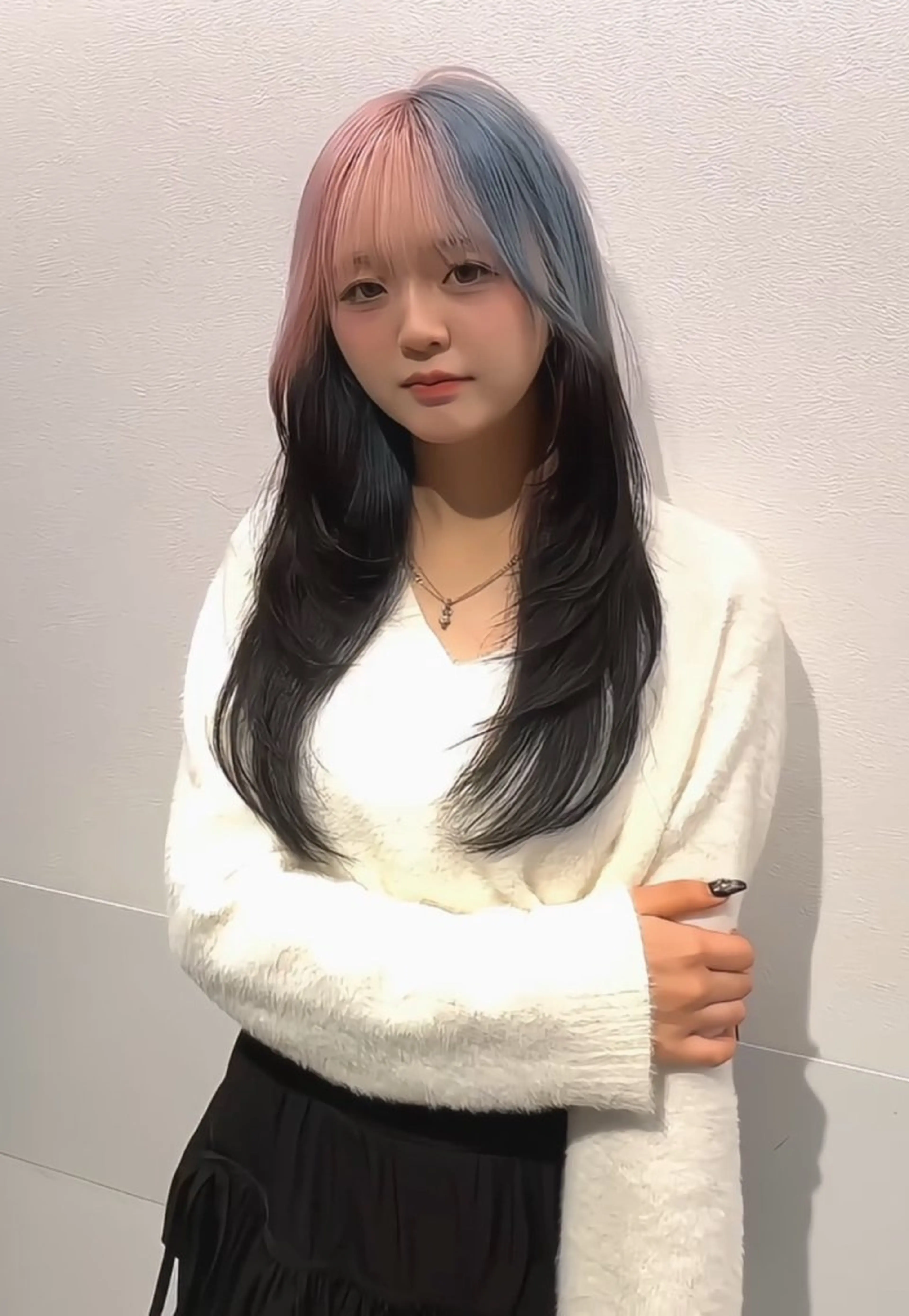 ロング カラー ヘアアレンジ カット ヘアカラー トリートメント ヘッドスパ ヘアセット 韓国レイヤーカット /韓国トレンドカラーのヘアスタイル