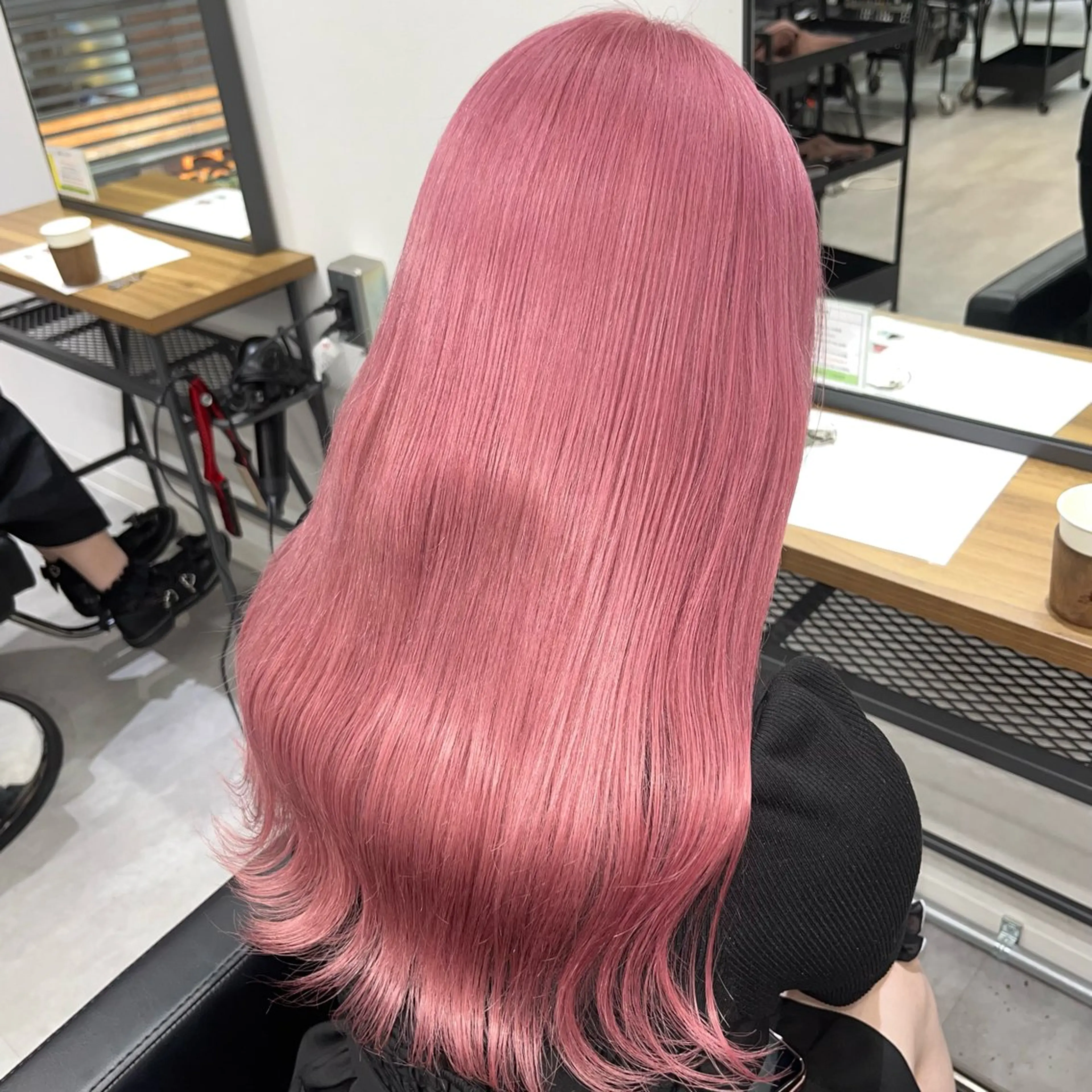 ロング カラー ヘアカラー トリートメント MAKO ❤️🔥NEXTのヘアスタイル