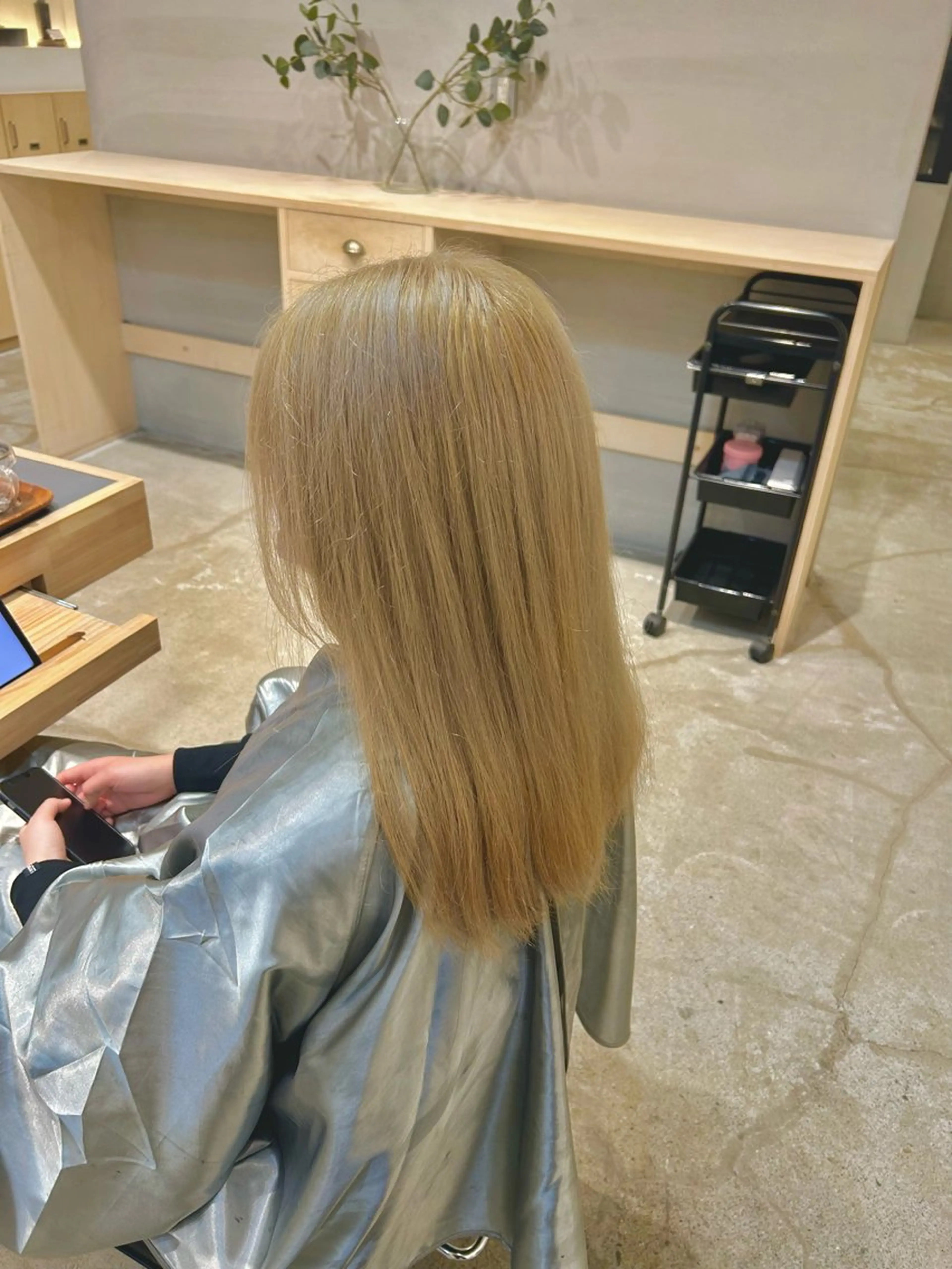 ロング ヘアカラー 平出 蓮のヘアスタイル