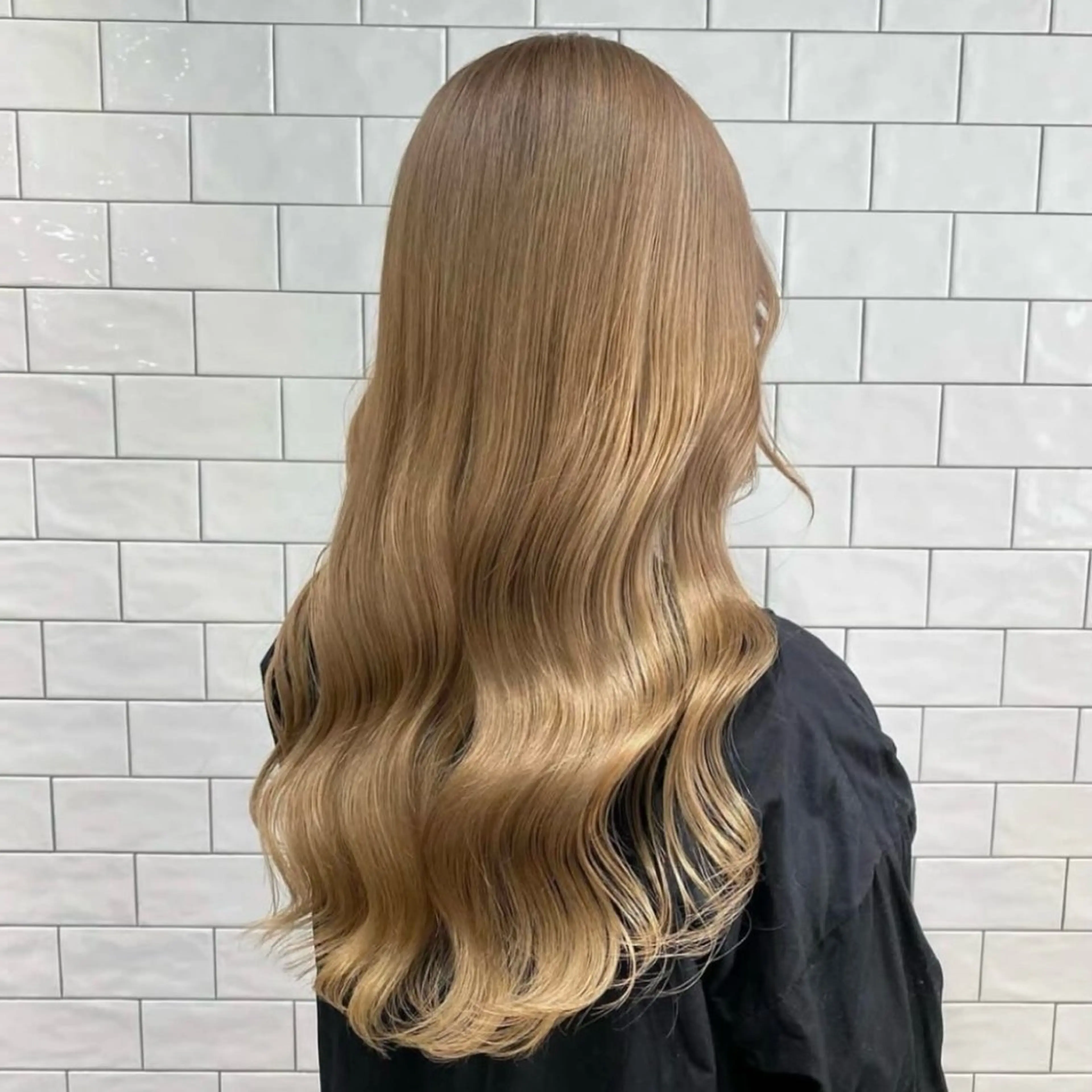 ロング カラー ブリーチ ハイトーンカラー ヘアカラー Koita Rikoのヘアスタイル